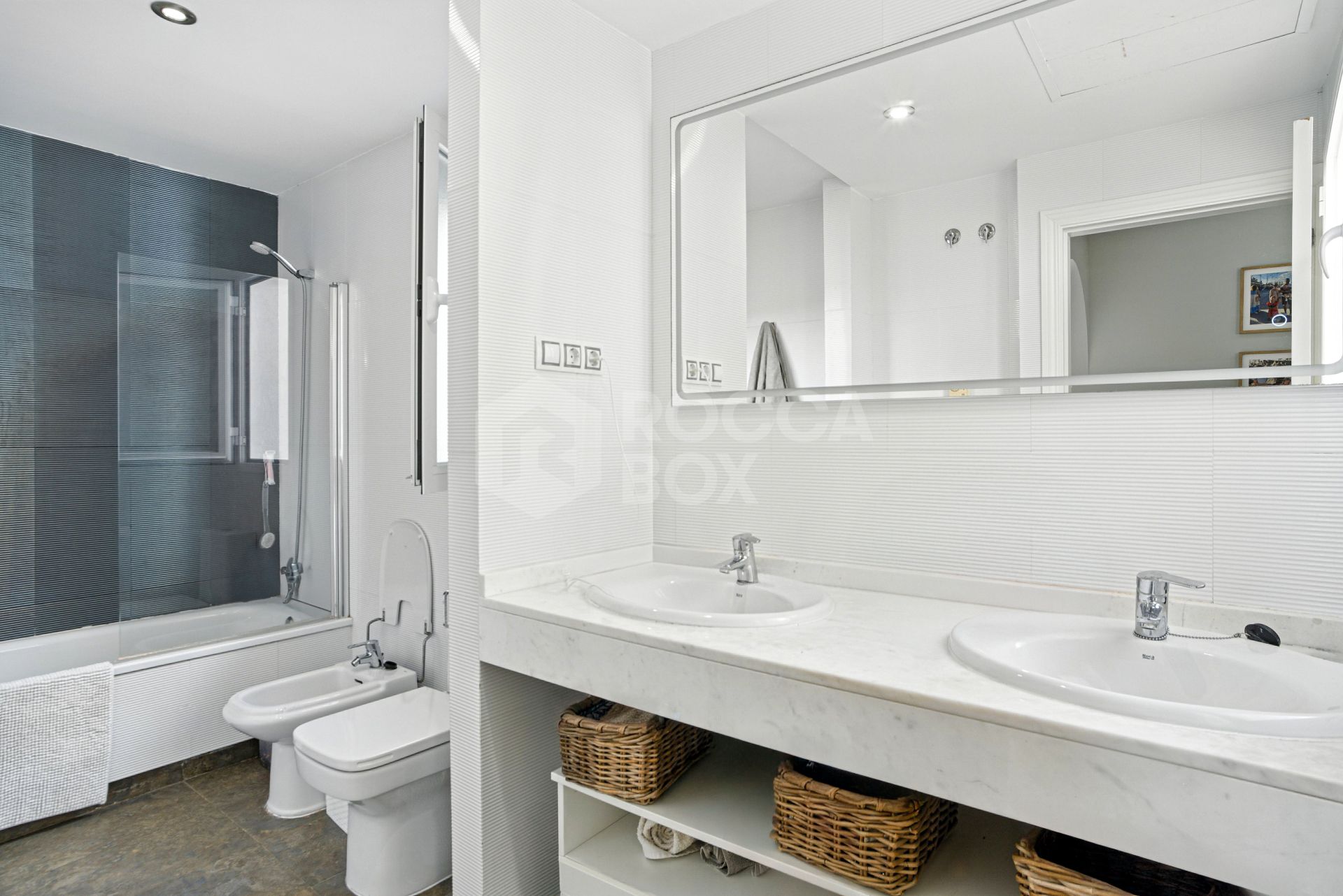 Stylish south west facing, three-bedroom semi detached townhouse located in Riviera del Sol