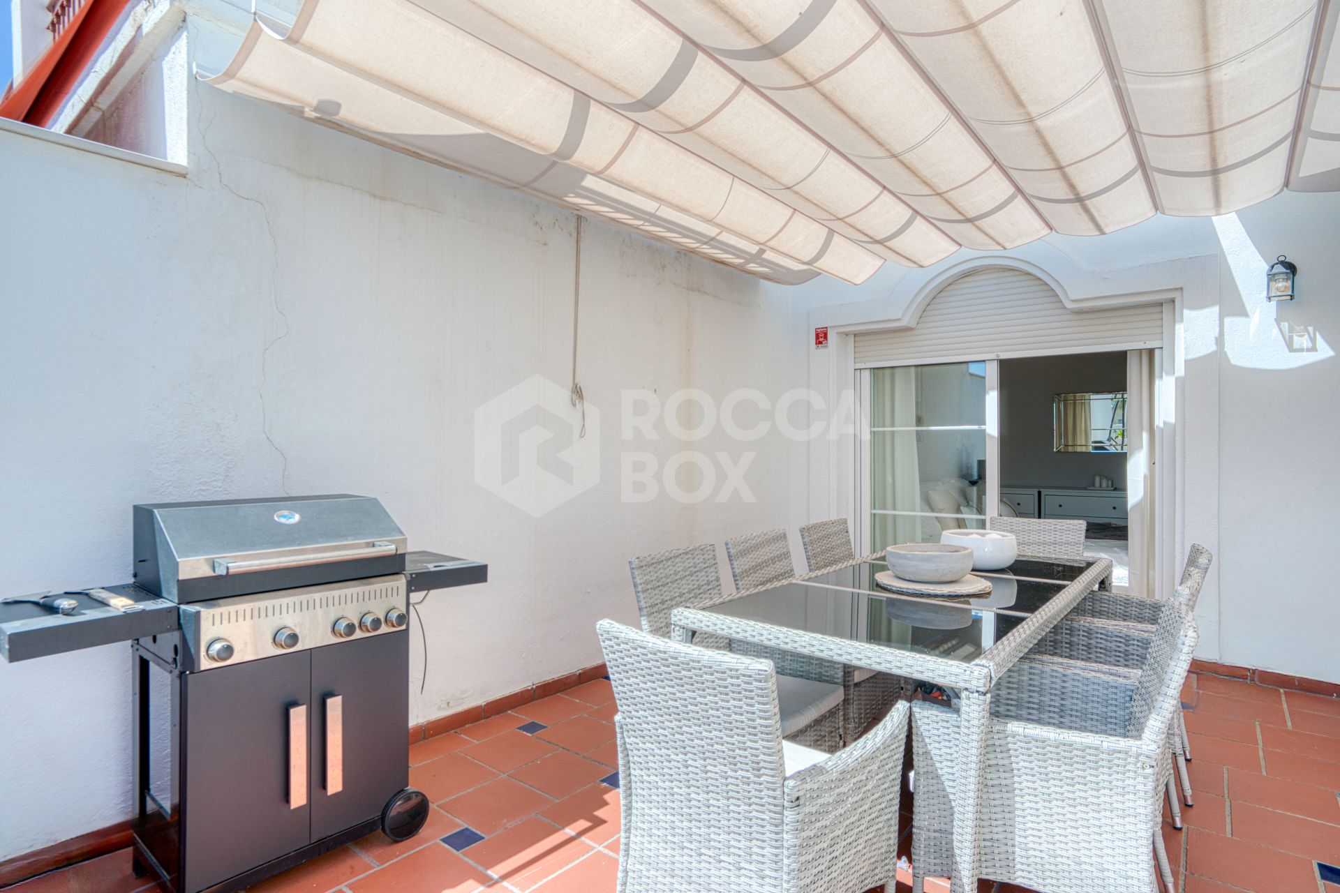 Stylish south west facing, three-bedroom semi detached townhouse located in Riviera del Sol