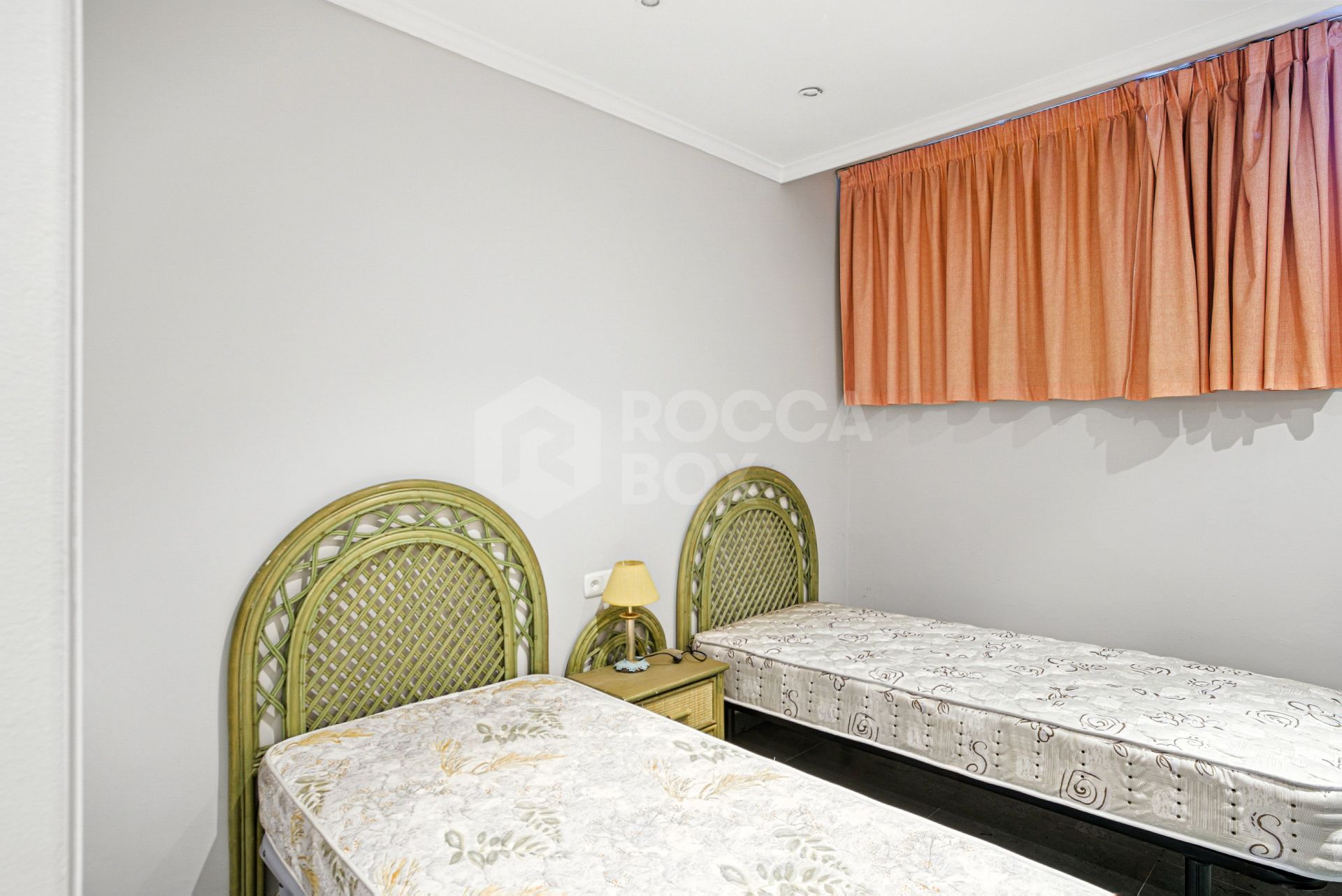 Exclusive Beachfront Two-Bedroom South-Facing Apartment with Sea Views in La Herradura, Marbella