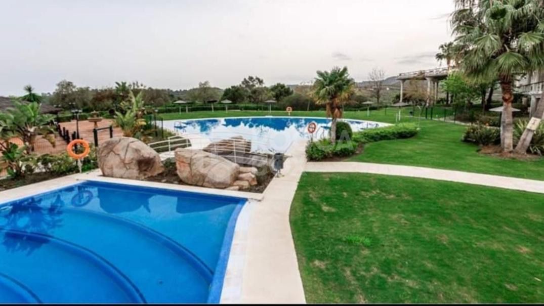 Spacious East-Facing four-Bedroom Villa with Private Pool and Guest Apartment in Benahavís