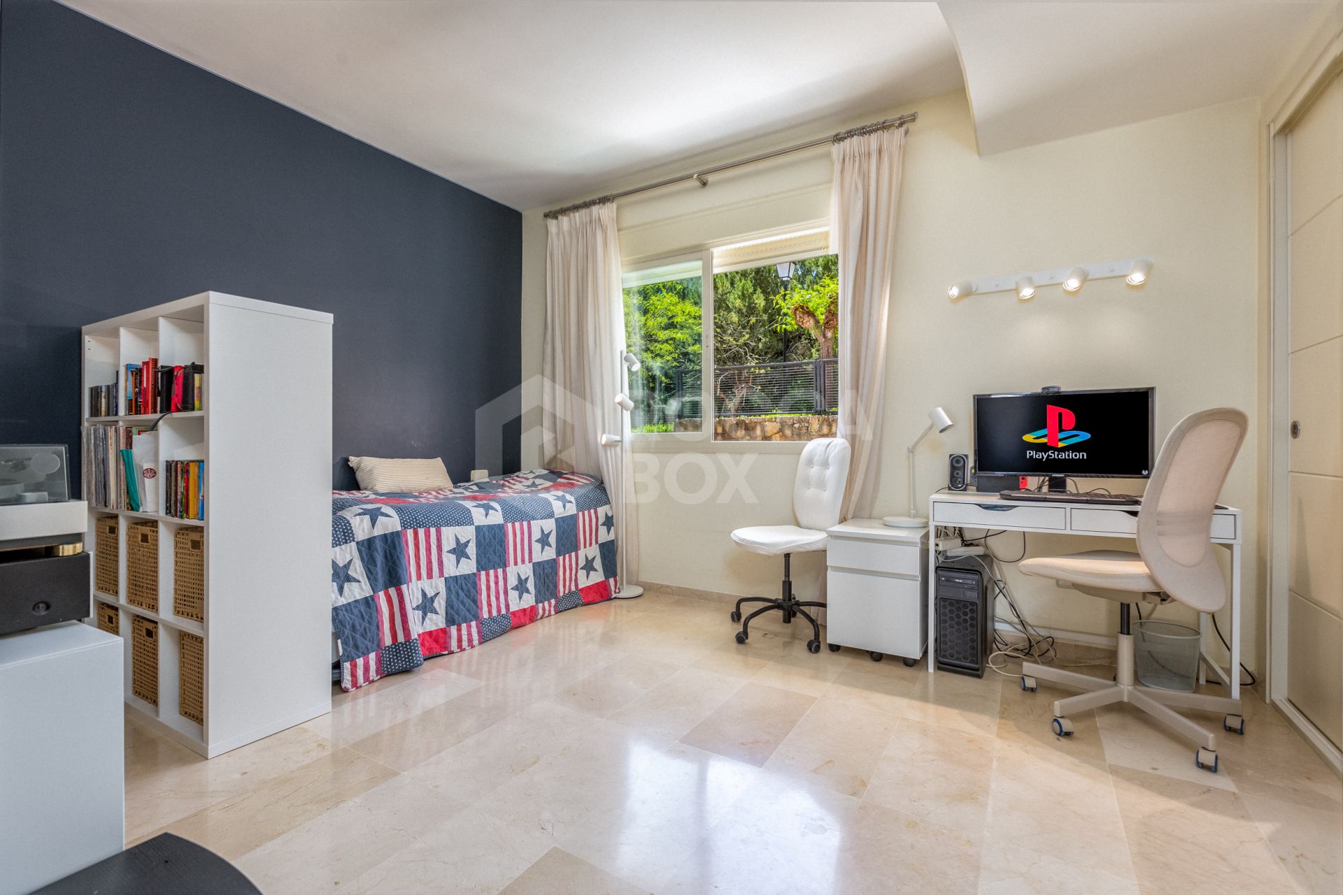 Elegant north east facing, three bedroom townhouse located in La Cala Golf, Mijas