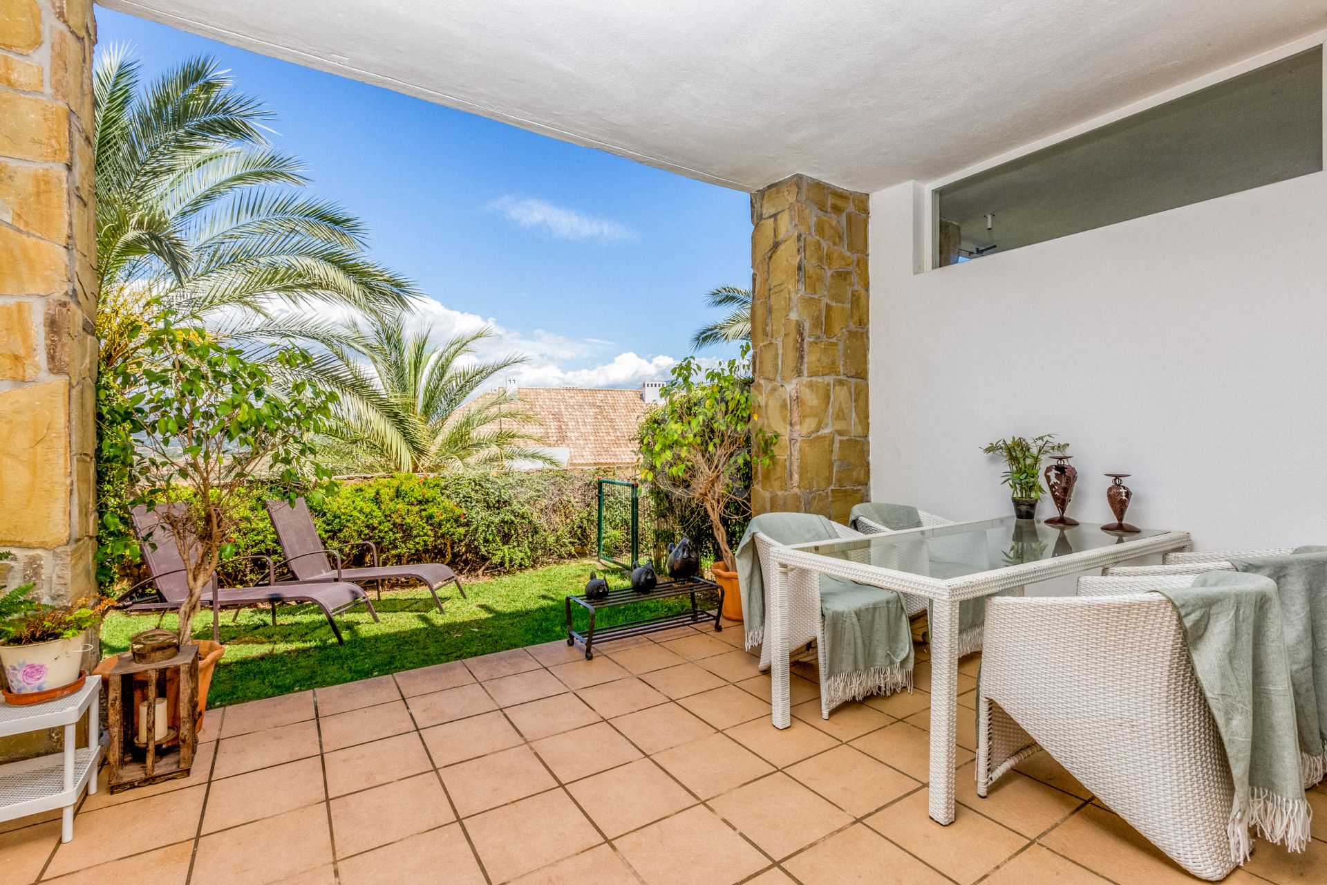 Elegant north east facing, three bedroom townhouse located in La Cala Golf, Mijas