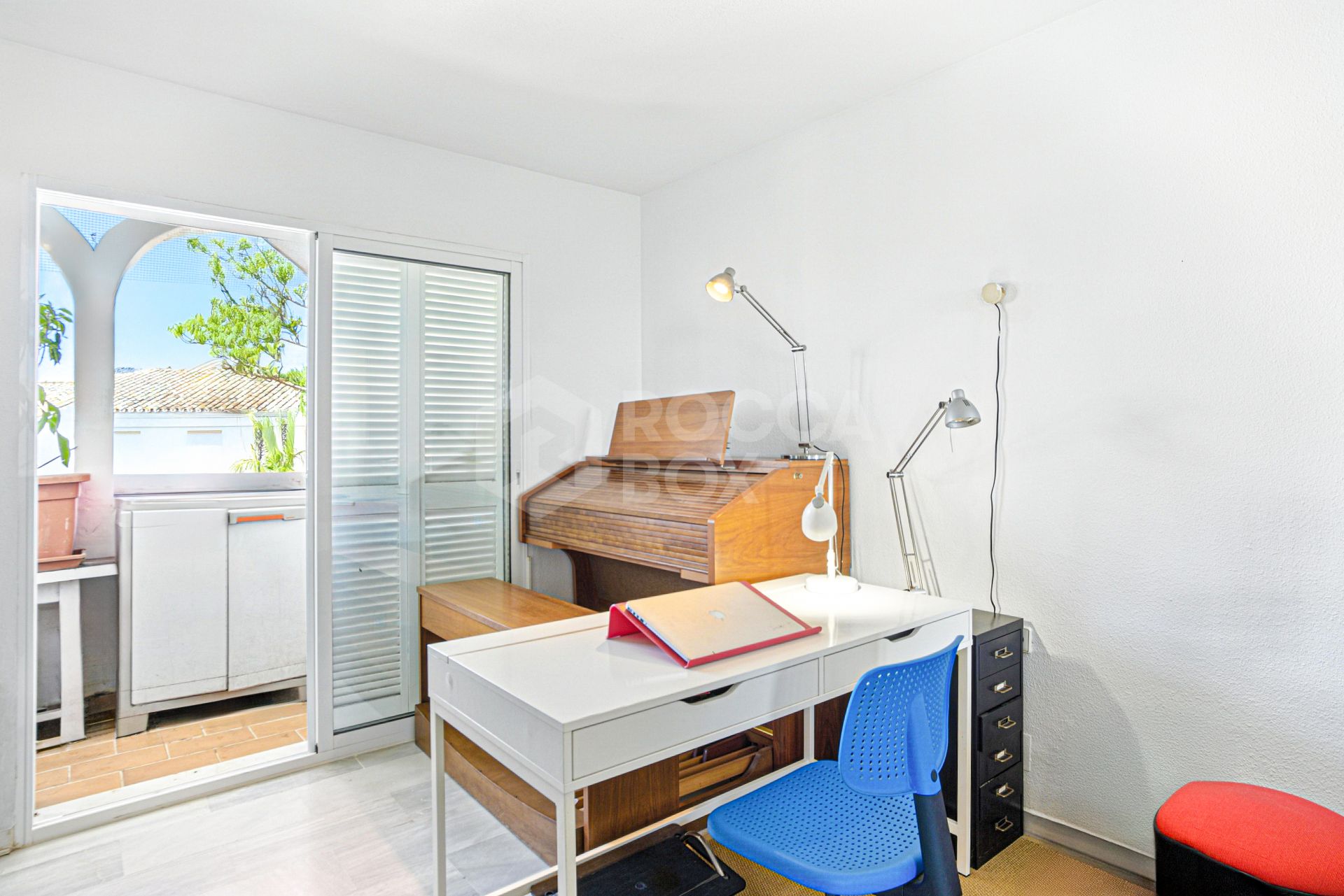 Excellent investment opportunity - south west facing three bedroom, beachfront duplex penthouse located in Playa Real, Marbesa