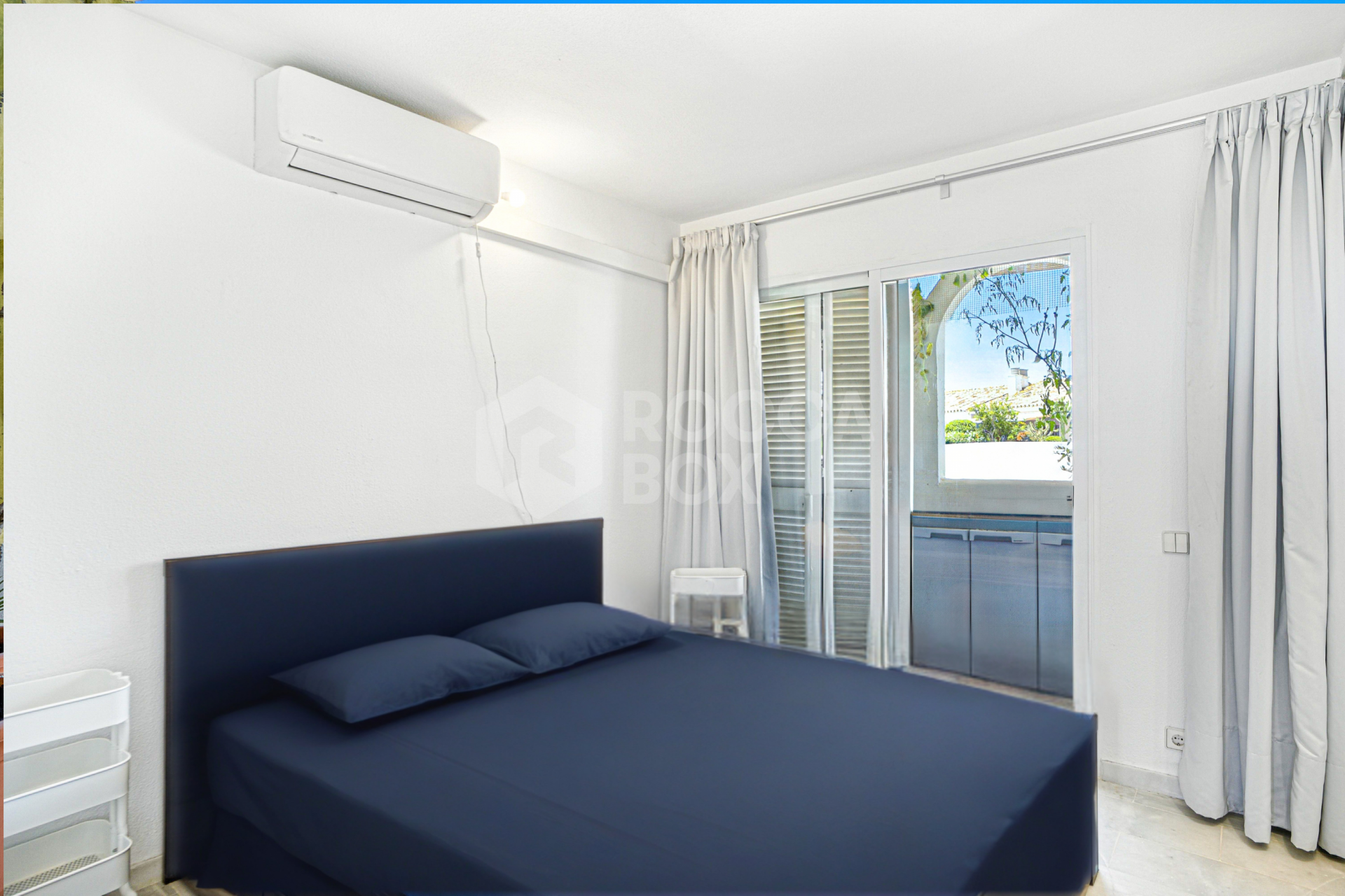 Excellent investment opportunity - south west facing three bedroom, beachfront duplex penthouse located in Playa Real, Marbesa