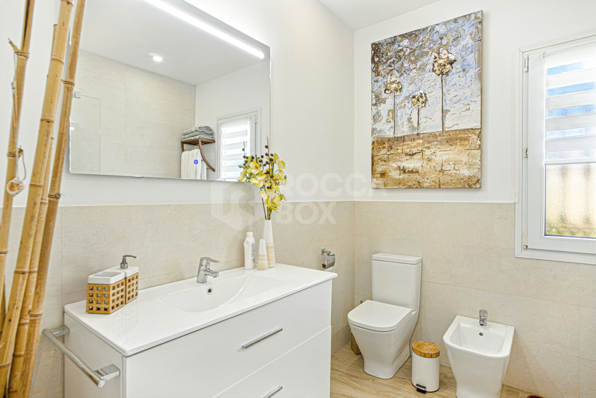 Beautiful five bedroom, Southwest-Facing Villa with Golf Views in Valle Romano (Estepona)