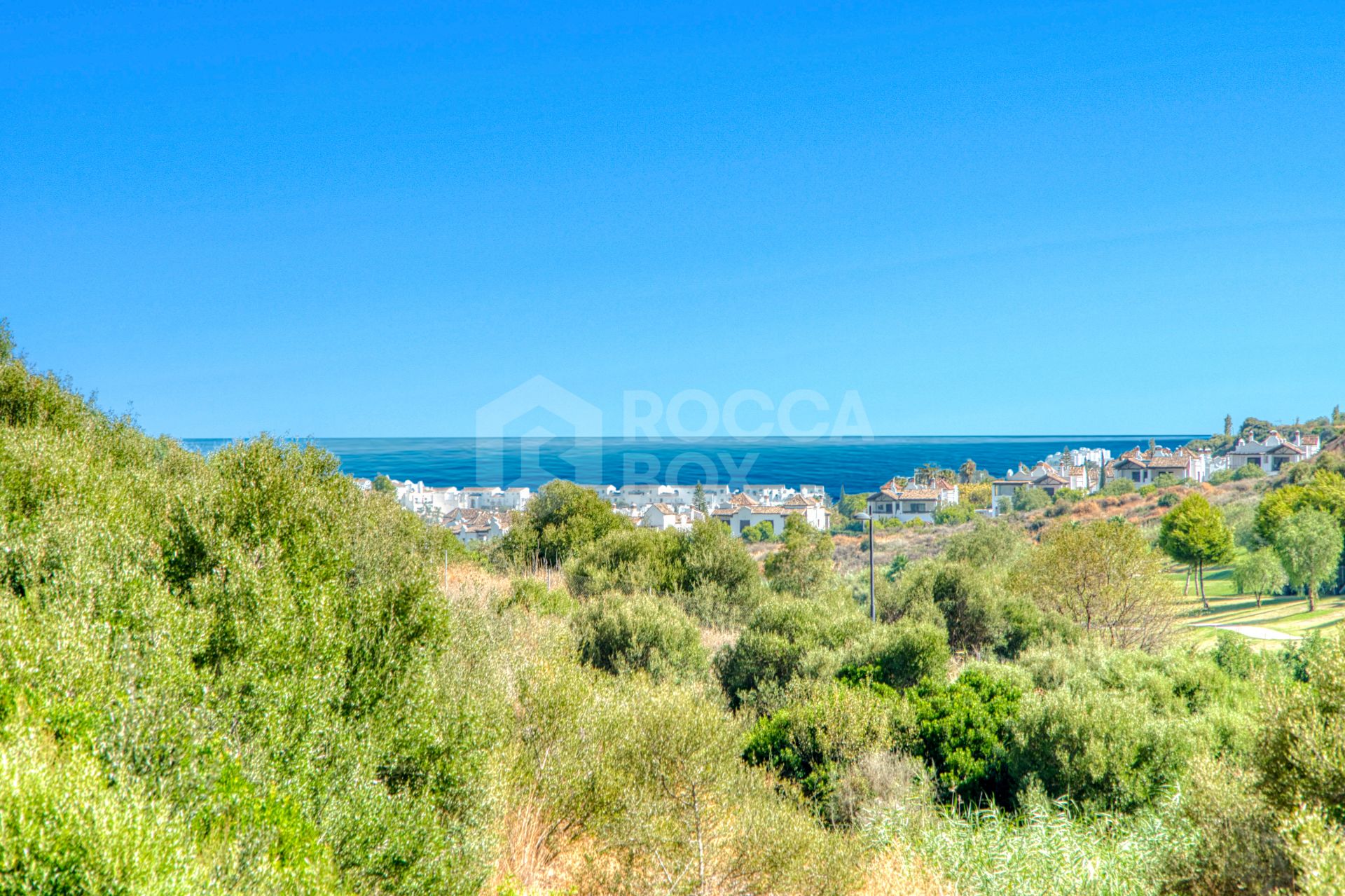 Beautiful five bedroom, Southwest-Facing Villa with Golf Views in Valle Romano (Estepona)