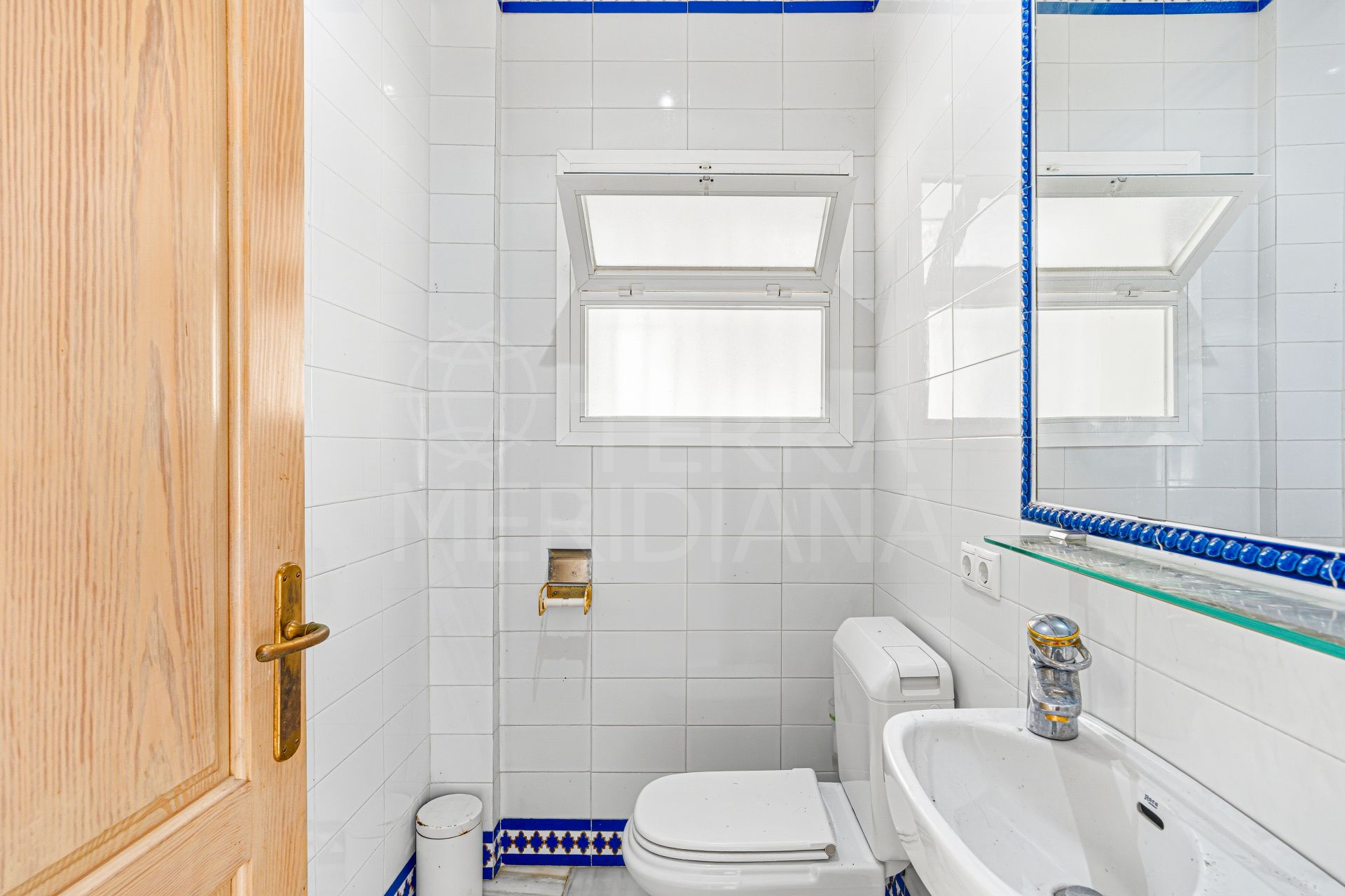 Villa in El Paraiso, Estepona