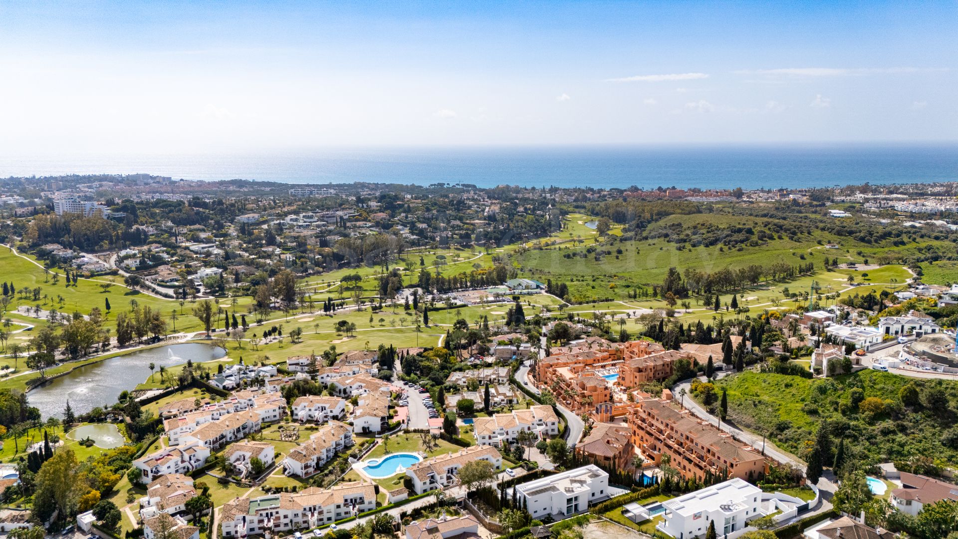 Villa en El Paraiso, Estepona