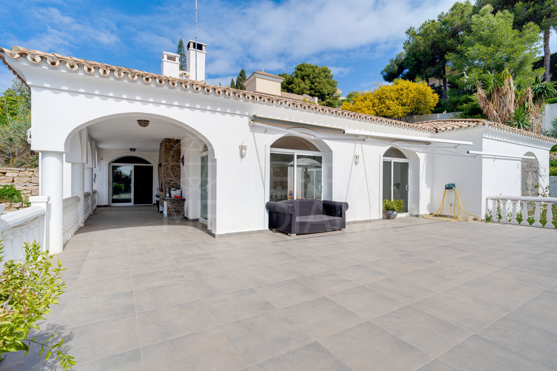 Villa in El Paraiso, Estepona