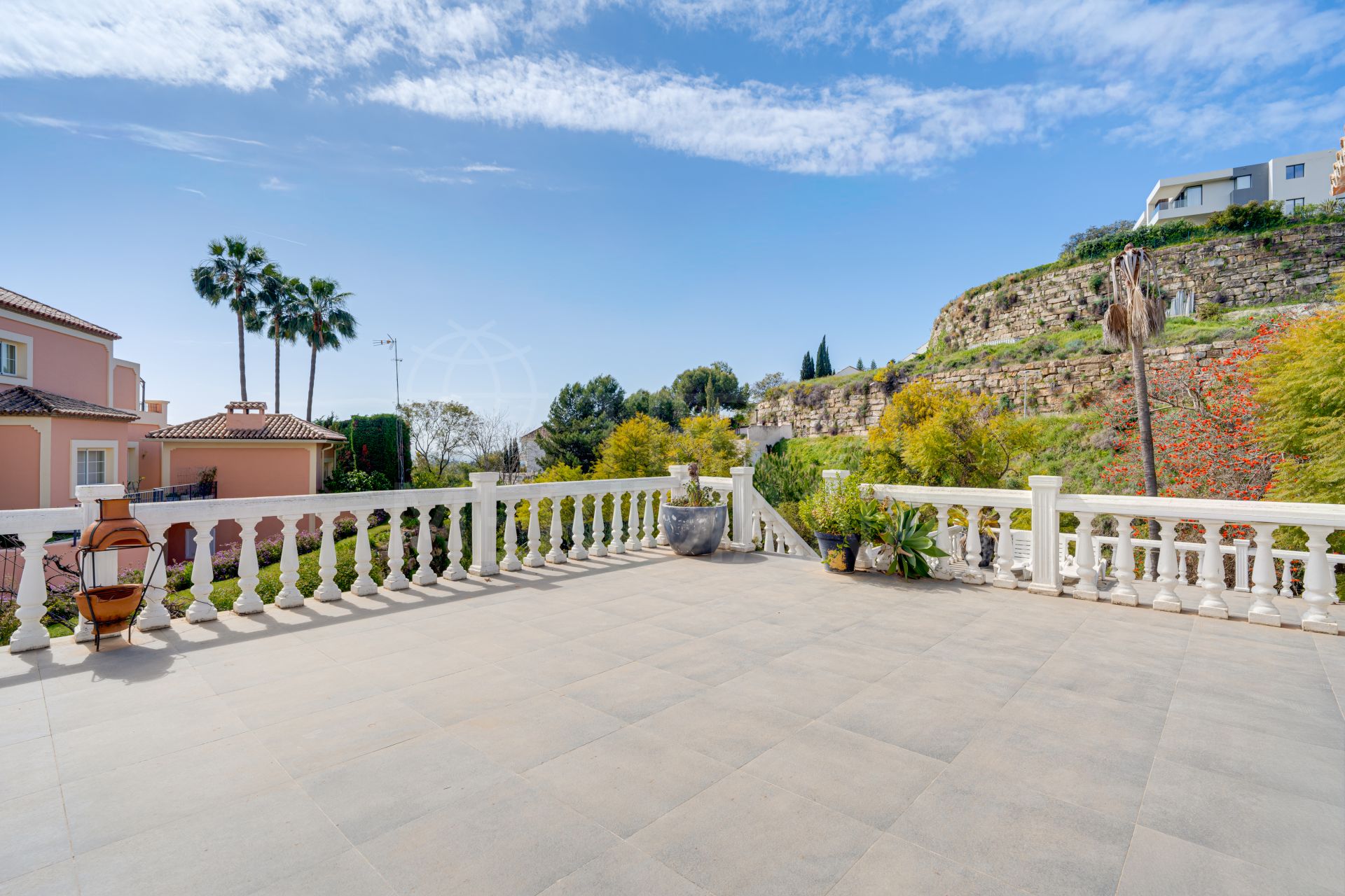 Villa in El Paraiso, Estepona