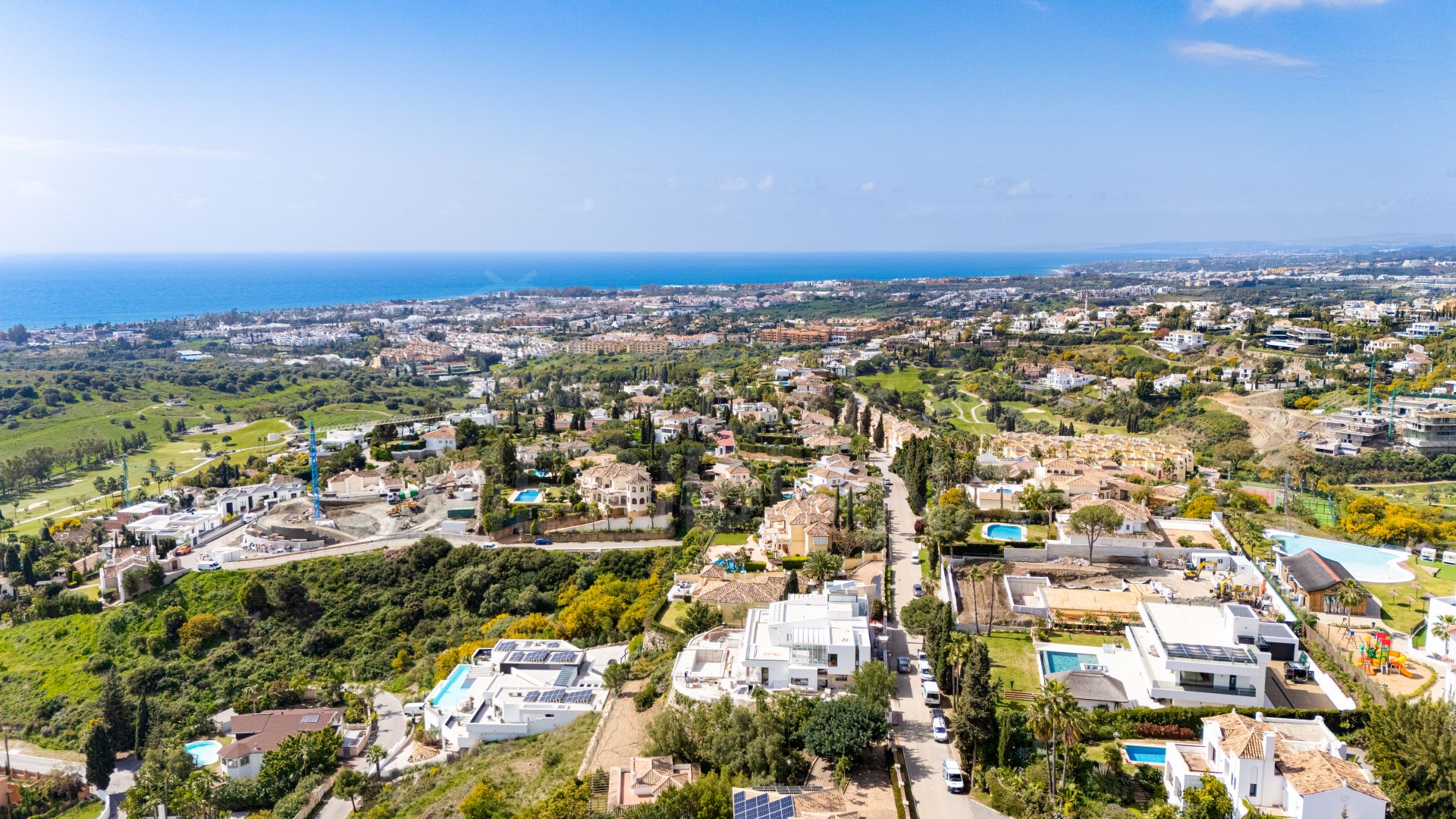 Villa in El Paraiso, Estepona