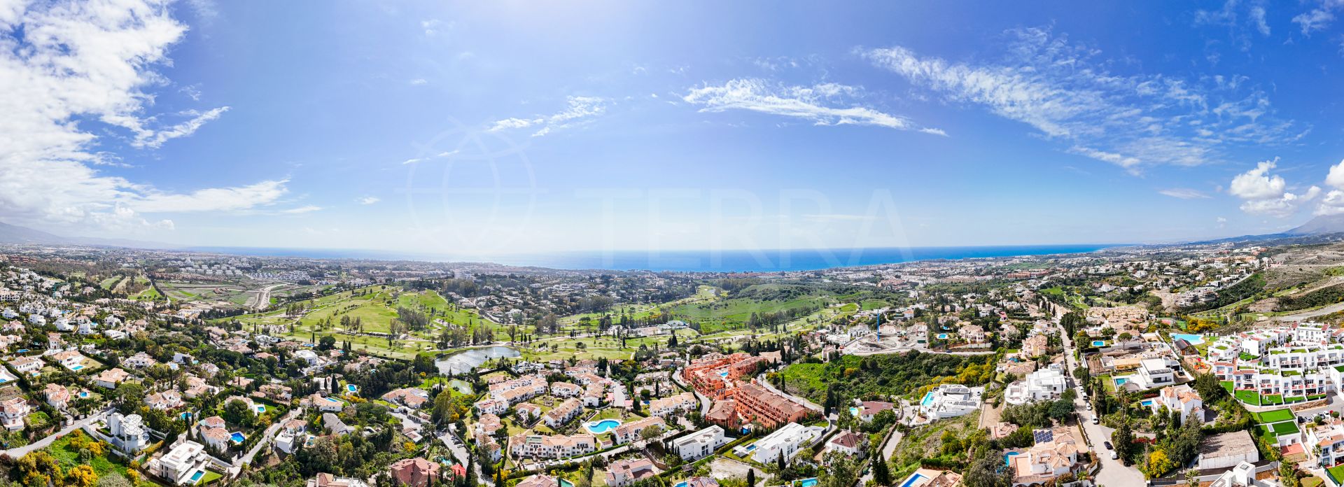 Villa in El Paraiso, Estepona