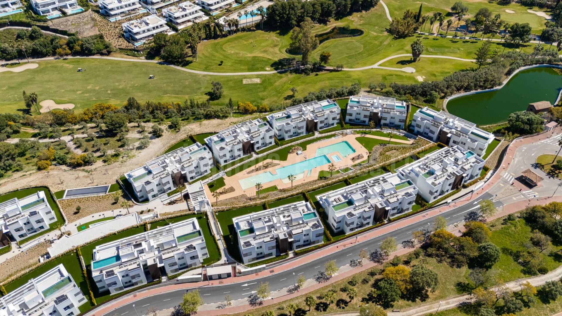 Duplex Planta Baja en Santa Clara, Marbella