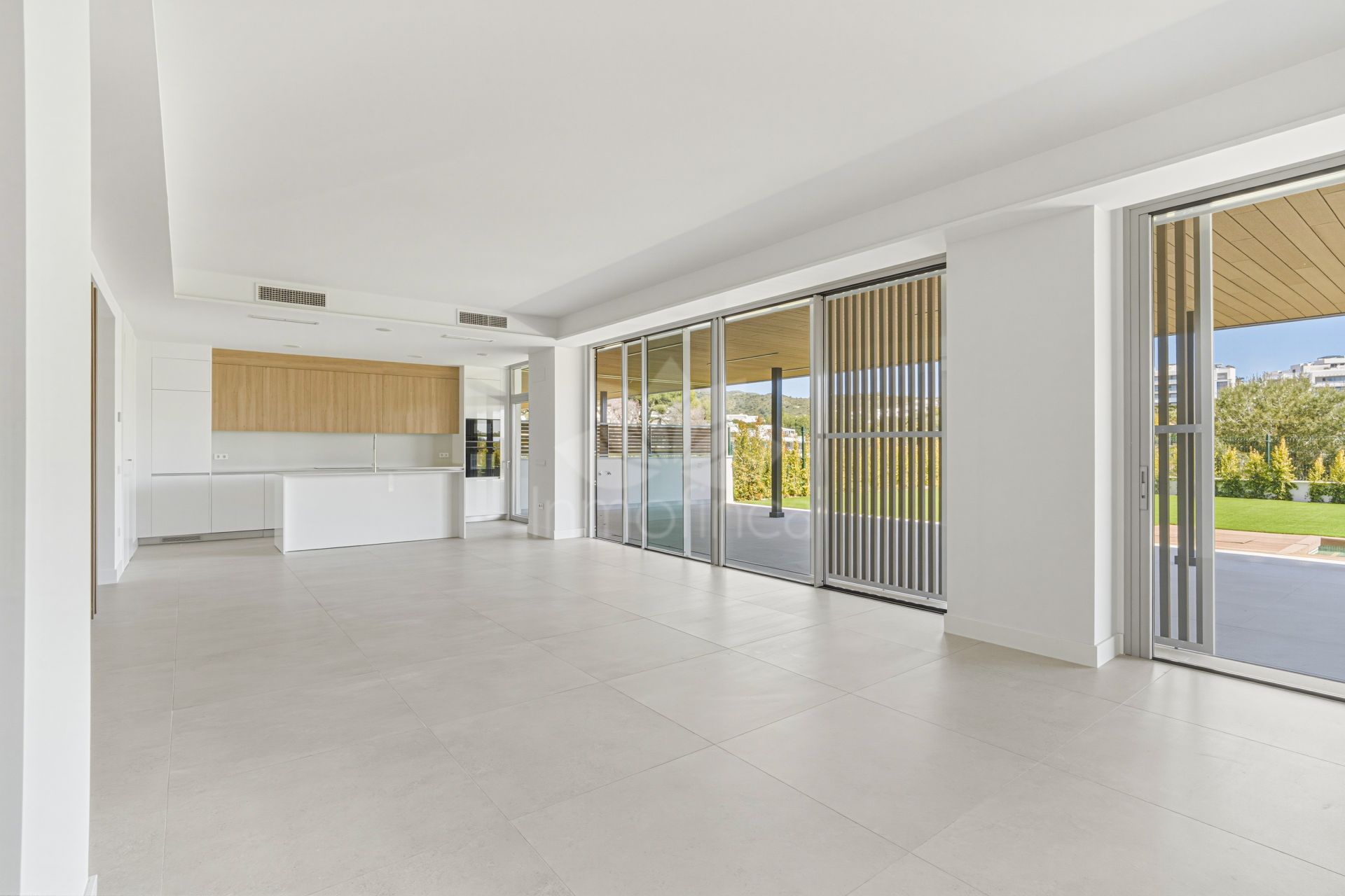 Duplex Planta Baja en Santa Clara, Marbella