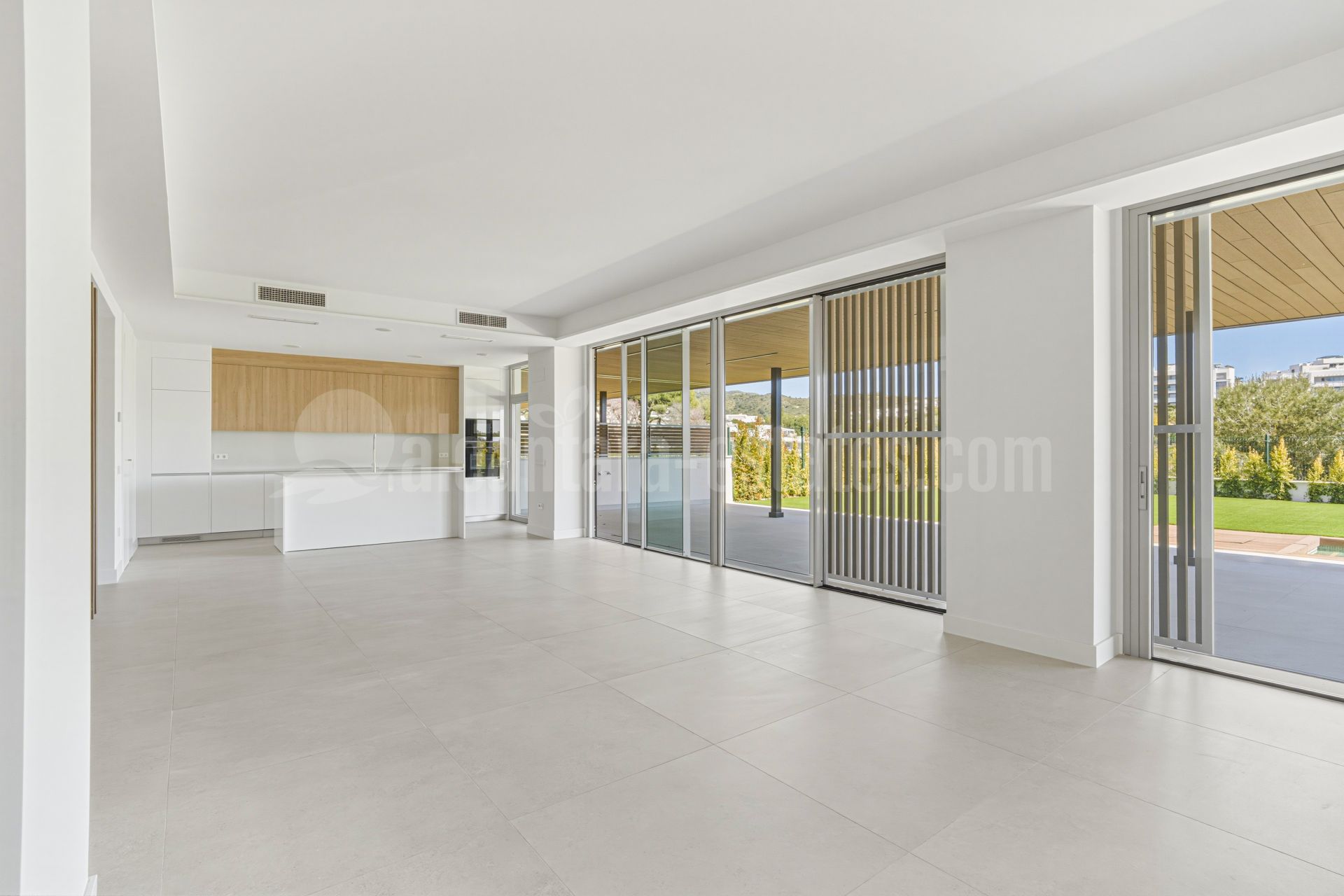 Ground Floor Duplex in Santa Clara, Marbella