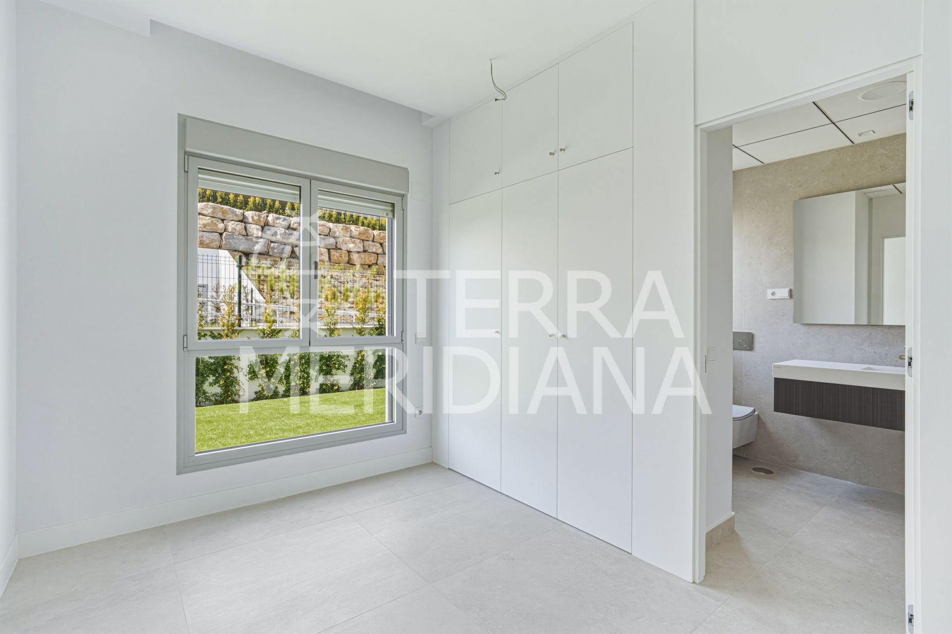 Ground Floor Duplex in Santa Clara, Marbella