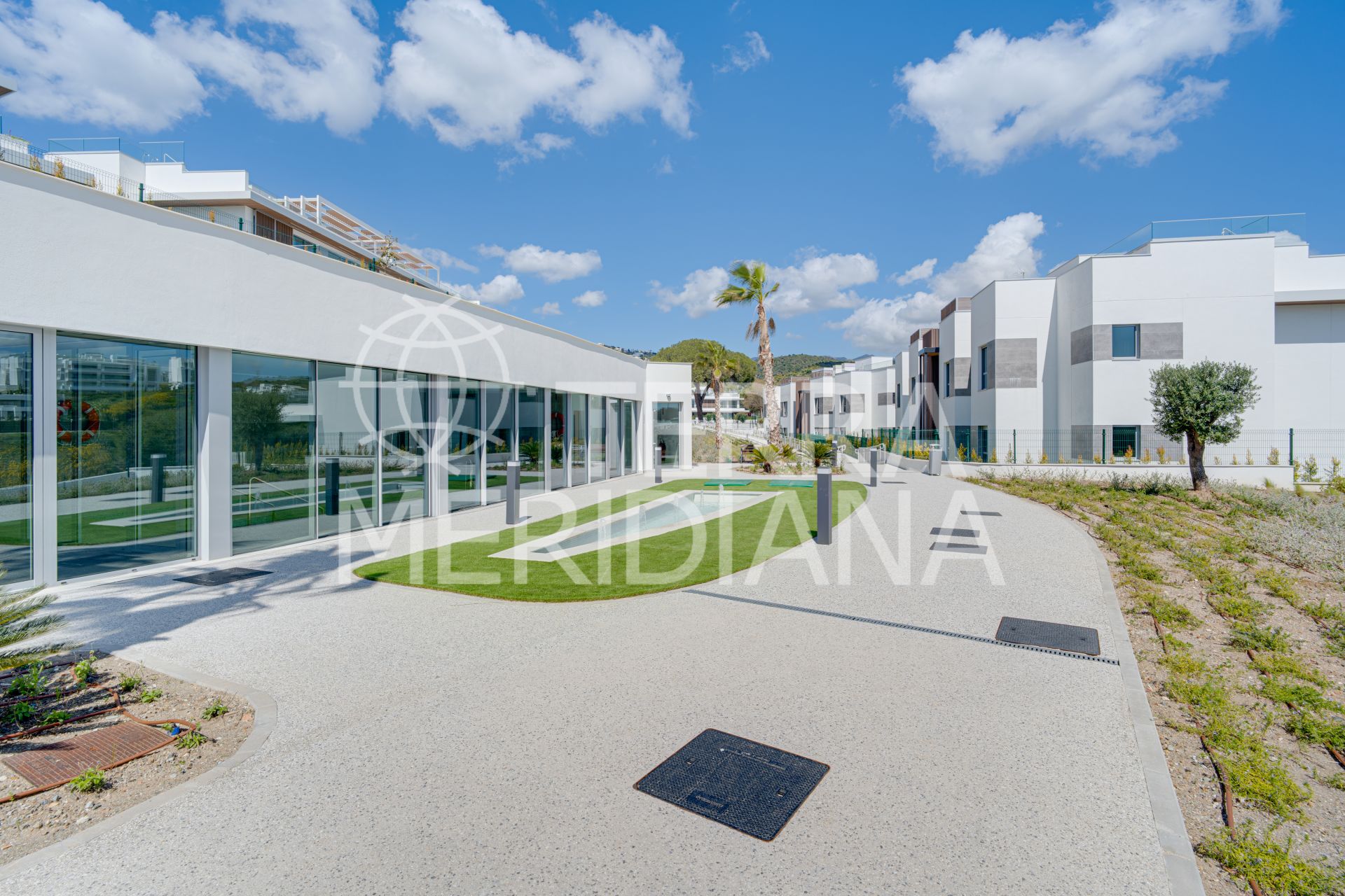 Ground Floor Duplex in Santa Clara, Marbella