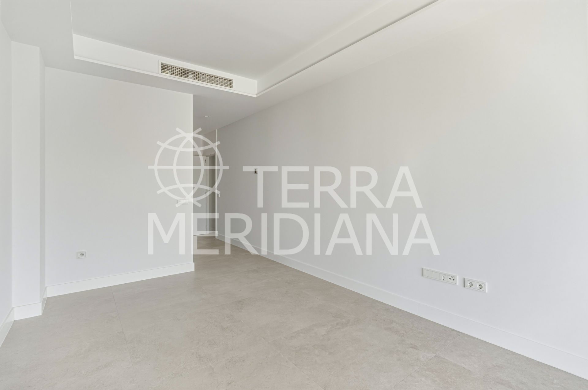 Ground Floor Duplex in Santa Clara, Marbella