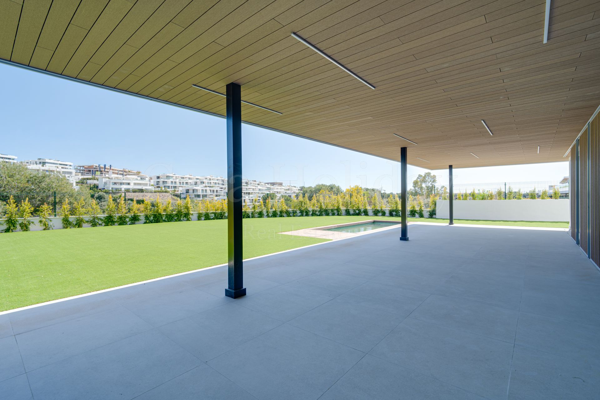 Duplex Planta Baja en Santa Clara, Marbella