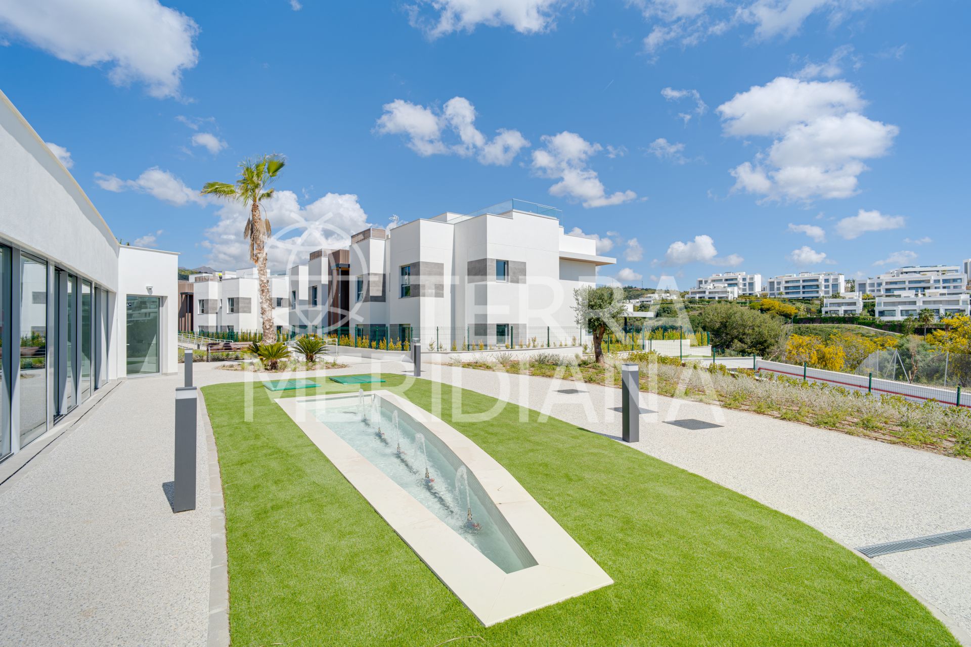 Ground Floor Duplex in Santa Clara, Marbella