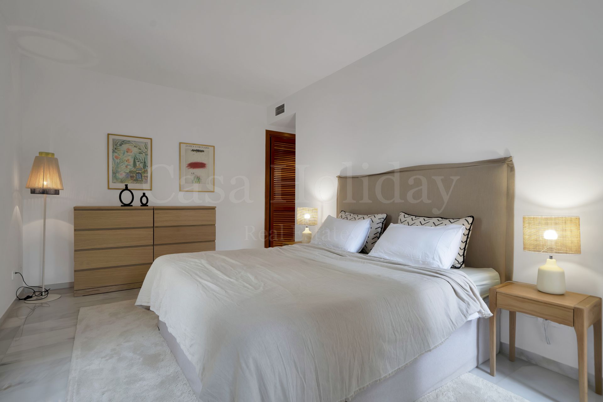 Apartamento en Los Naranjos, Marbella