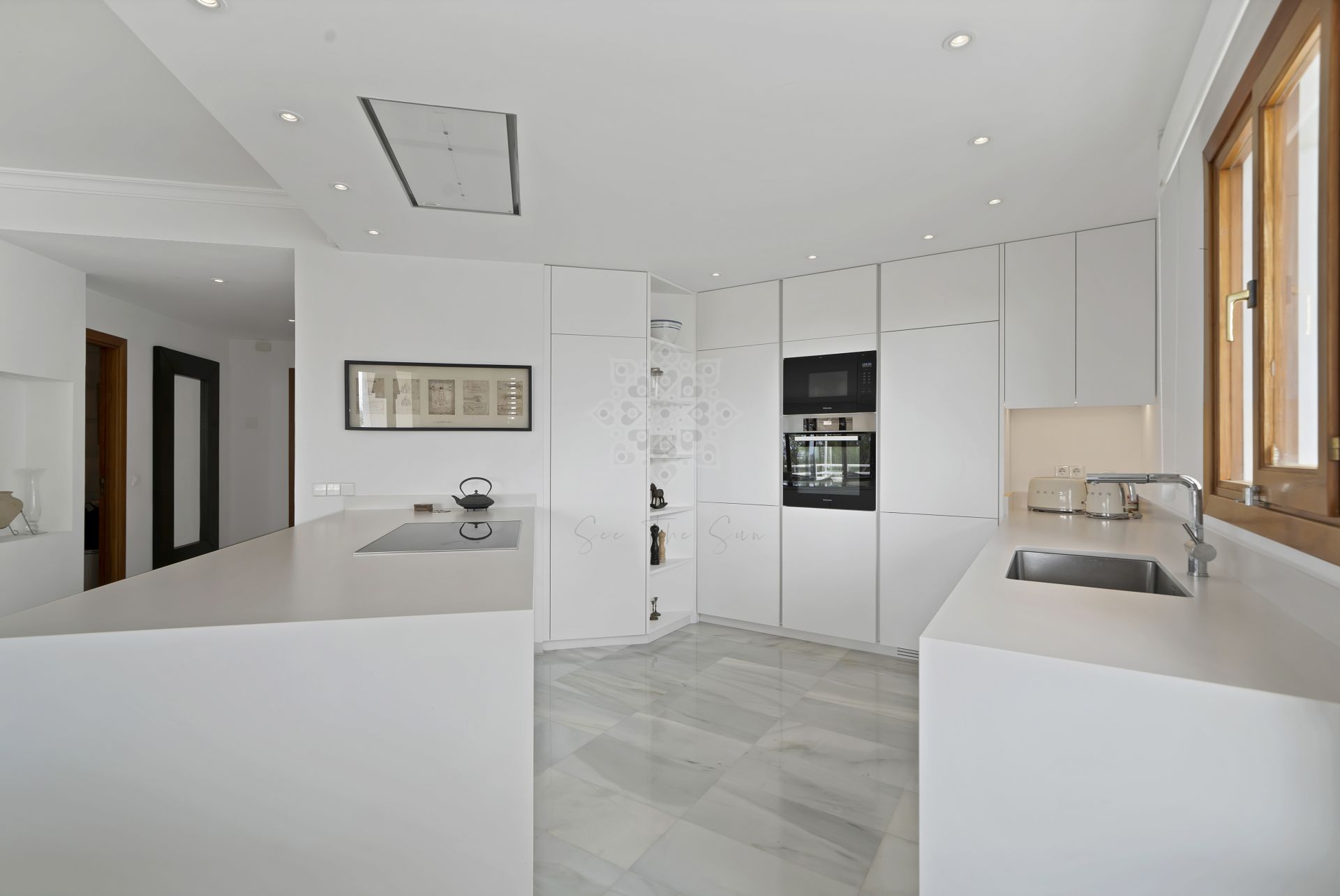 Apartamento en Los Naranjos, Marbella