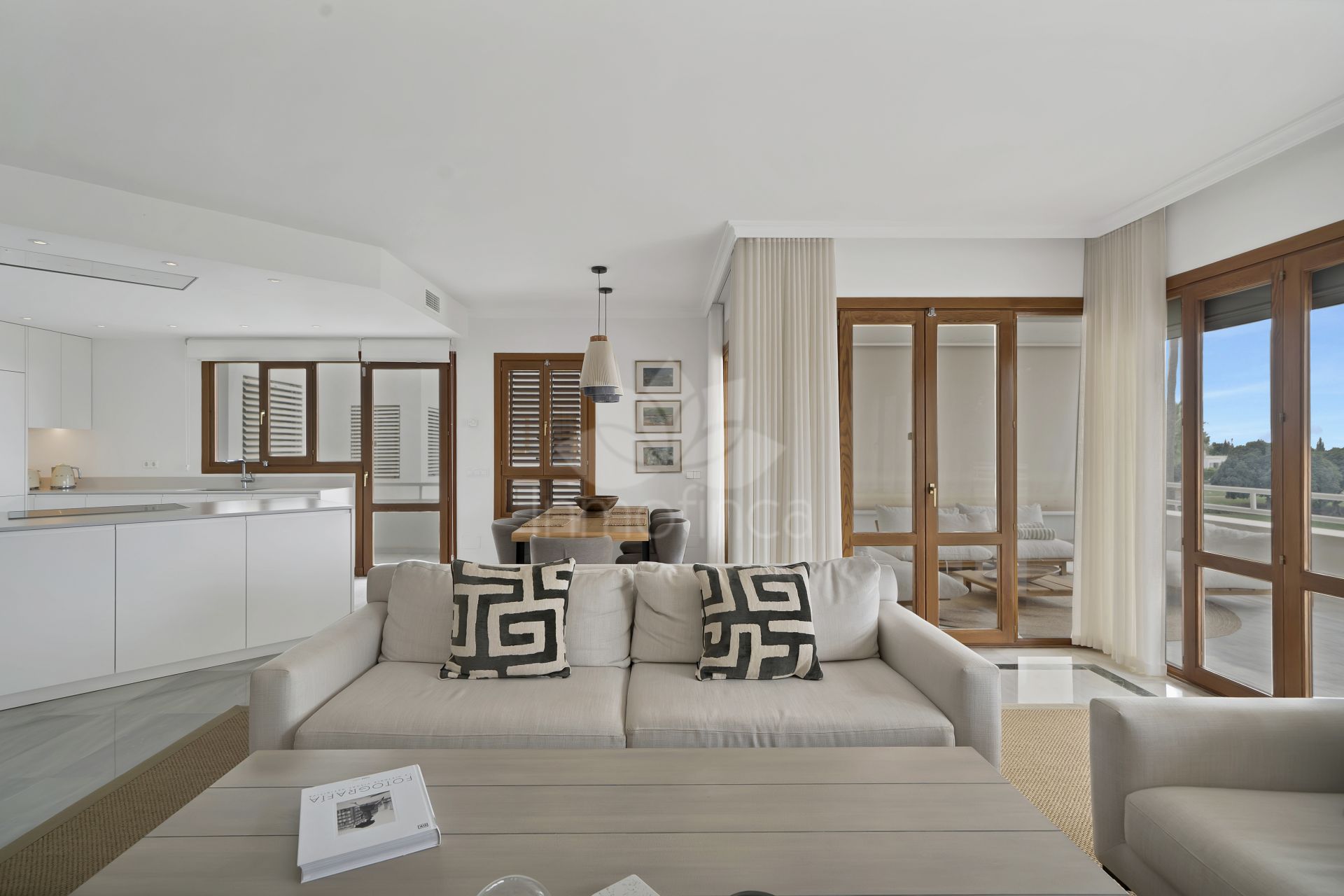 Apartamento en Los Naranjos, Marbella