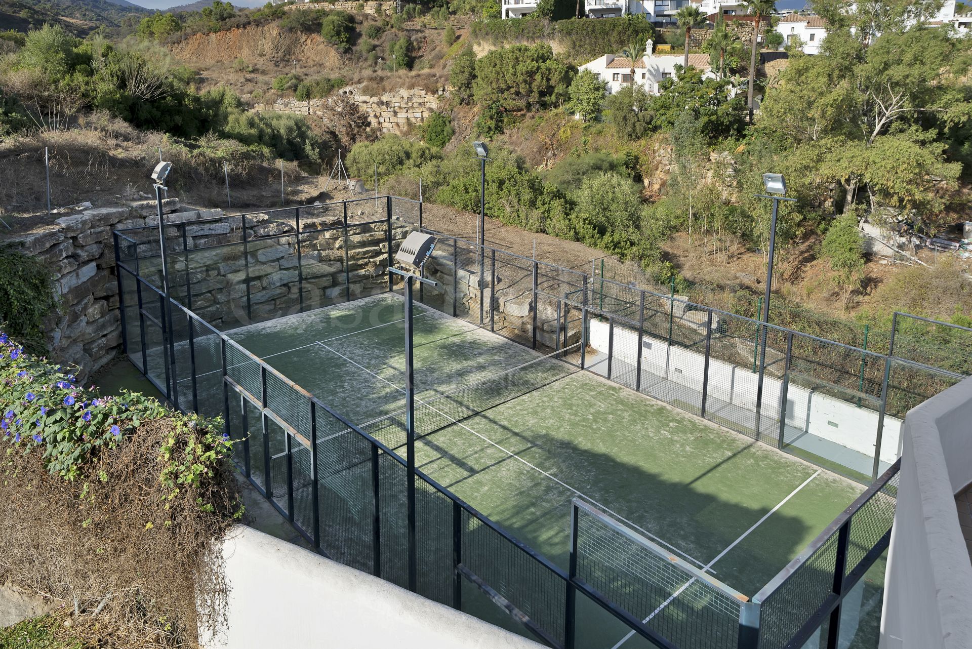 Apartamento en Los Naranjos, Marbella