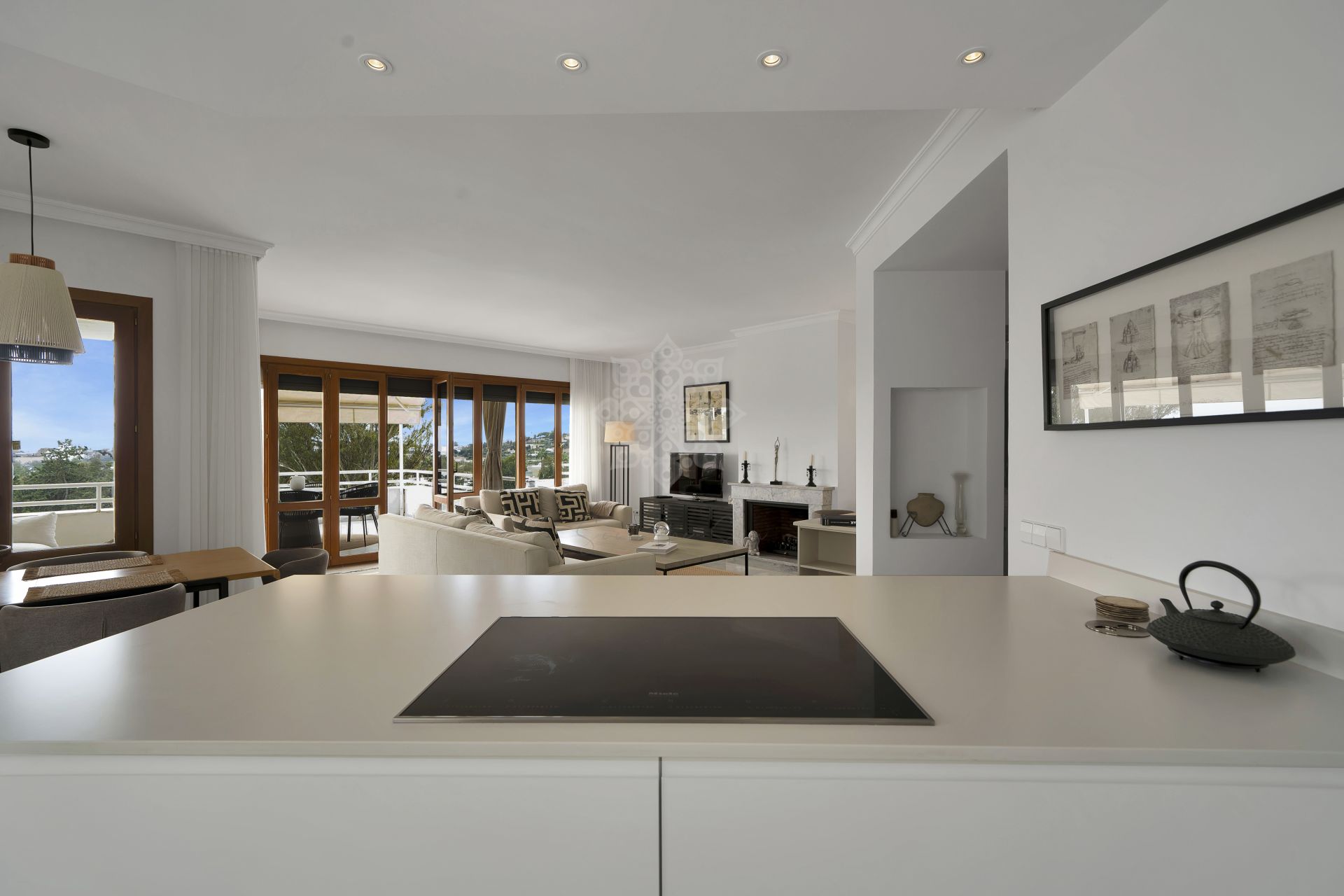 Apartamento en Los Naranjos, Marbella