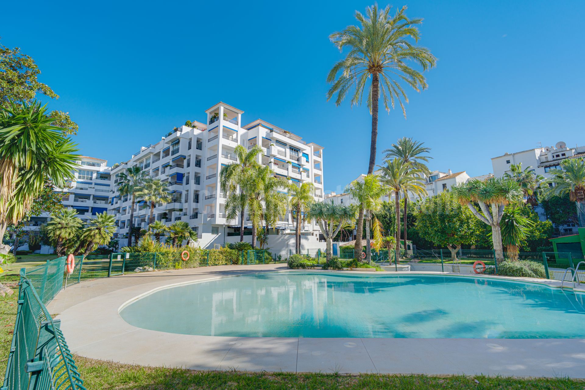Duplex Penthouse in Marbella - Puerto Banus, Marbella