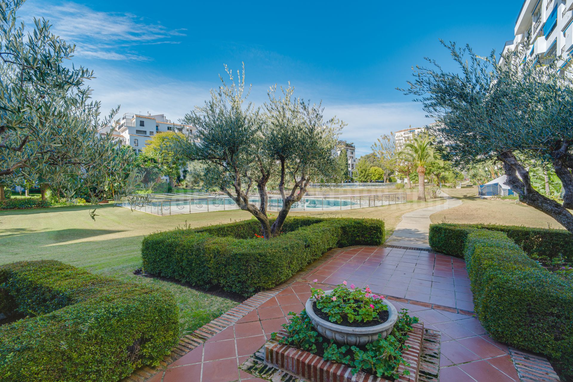 Duplex Penthouse in Marbella - Puerto Banus, Marbella