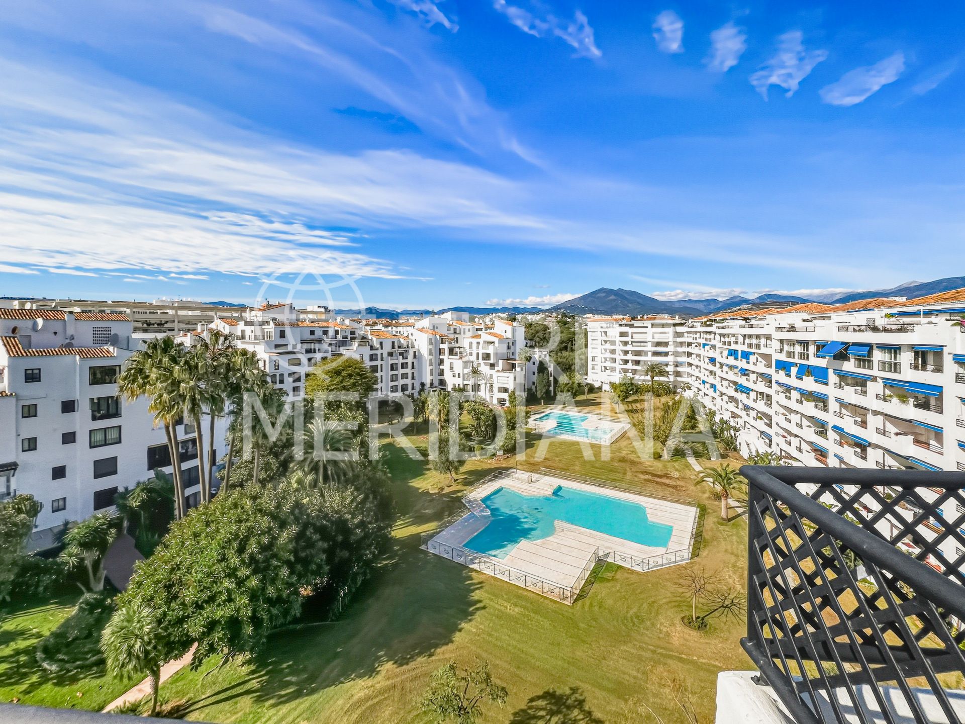 Duplex Penthouse in Marbella - Puerto Banus, Marbella