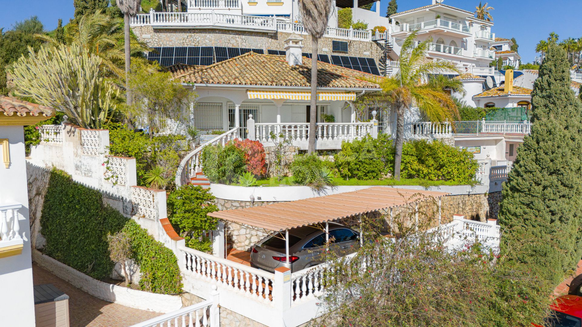 Excellent Reform Opportunity - Beautiful south facing, three bedroom Villa located in Riviera del Sol, Mijas Costa