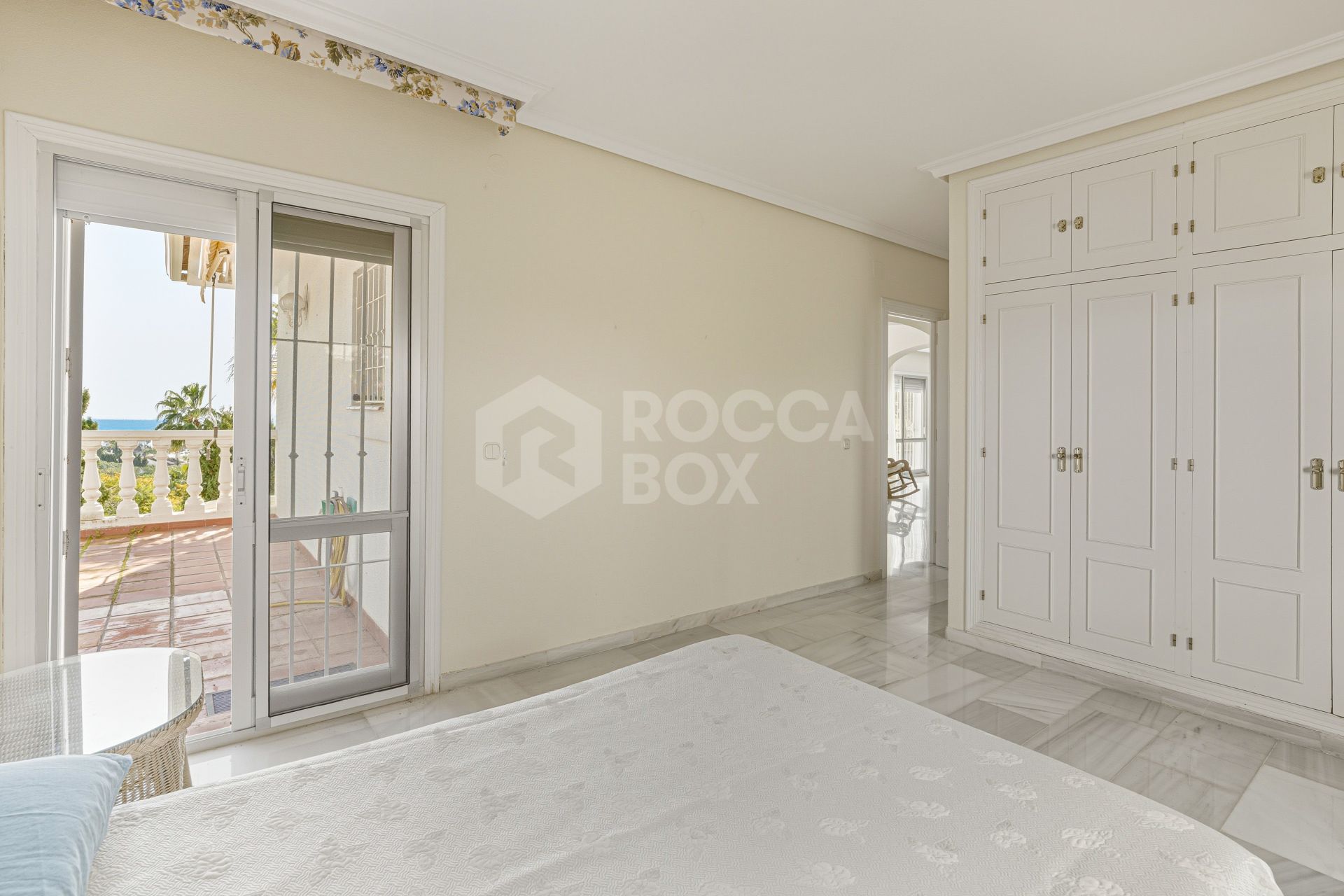 Excellent Reform Opportunity - Beautiful south facing, three bedroom Villa located in Riviera del Sol, Mijas Costa