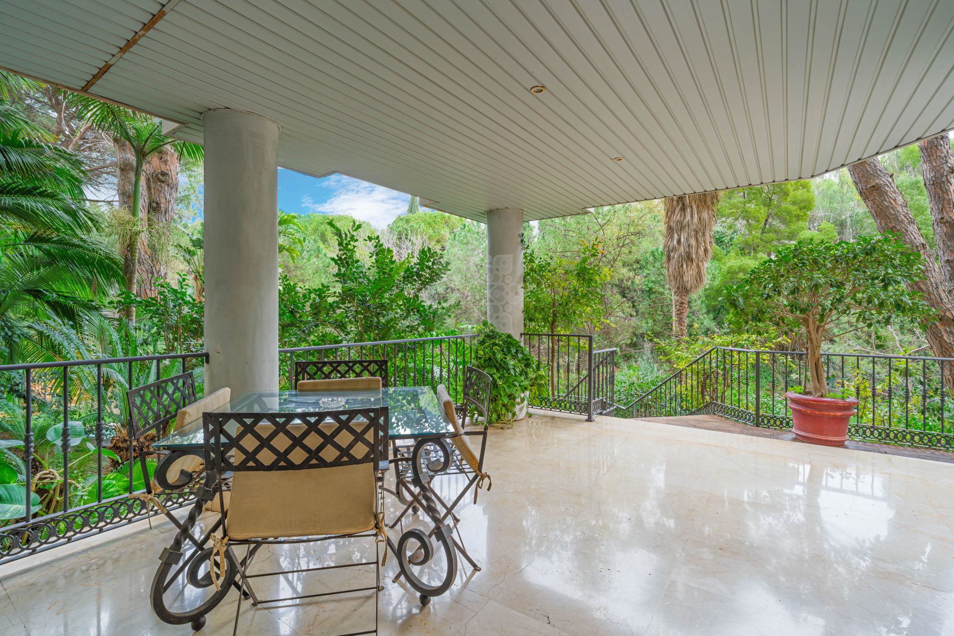 Apartamento en Jardín del Mediterráneo, Marbella