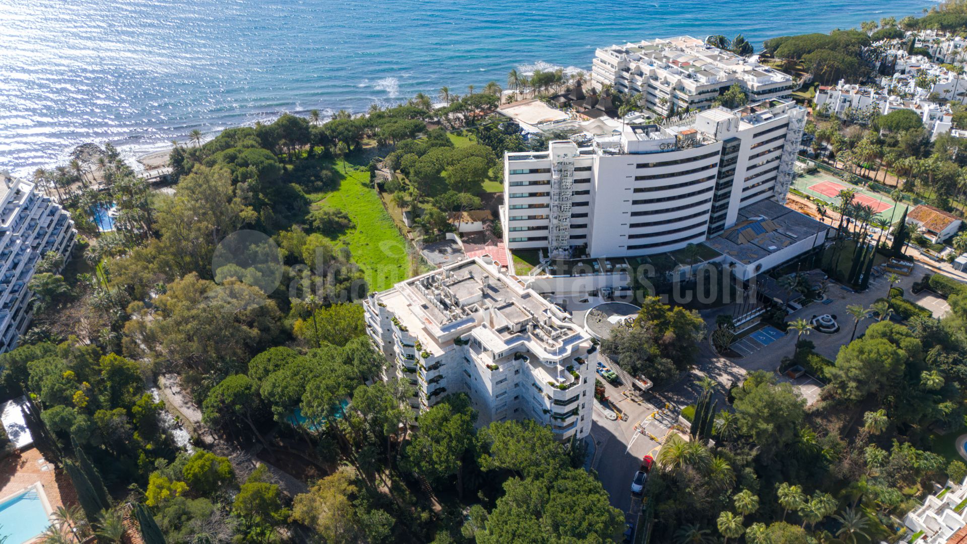 Apartamento en Jardín del Mediterráneo, Marbella