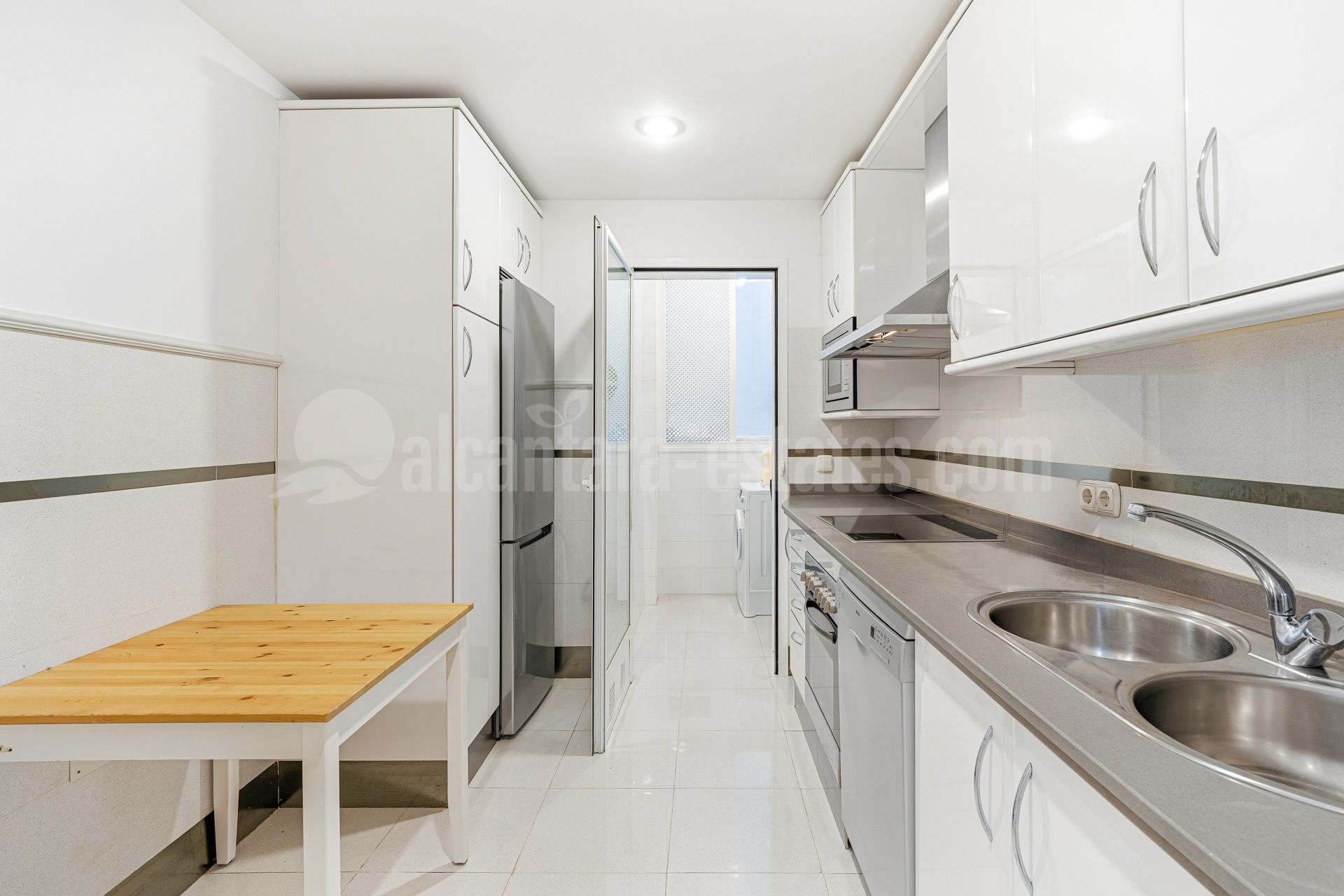 Apartamento en Jardín del Mediterráneo, Marbella