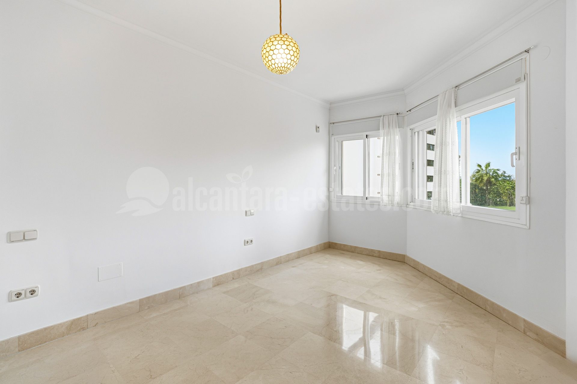 Apartamento en Jardín del Mediterráneo, Marbella