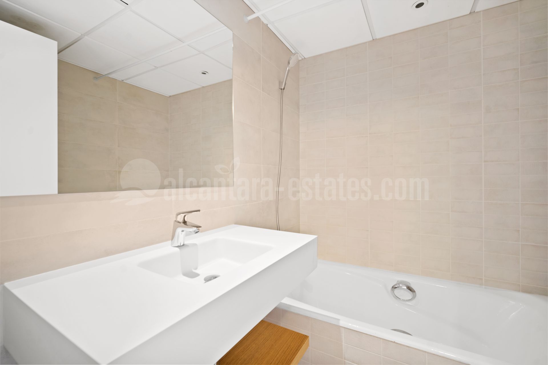 Town House in Paraíso Bellevue, Benahavis