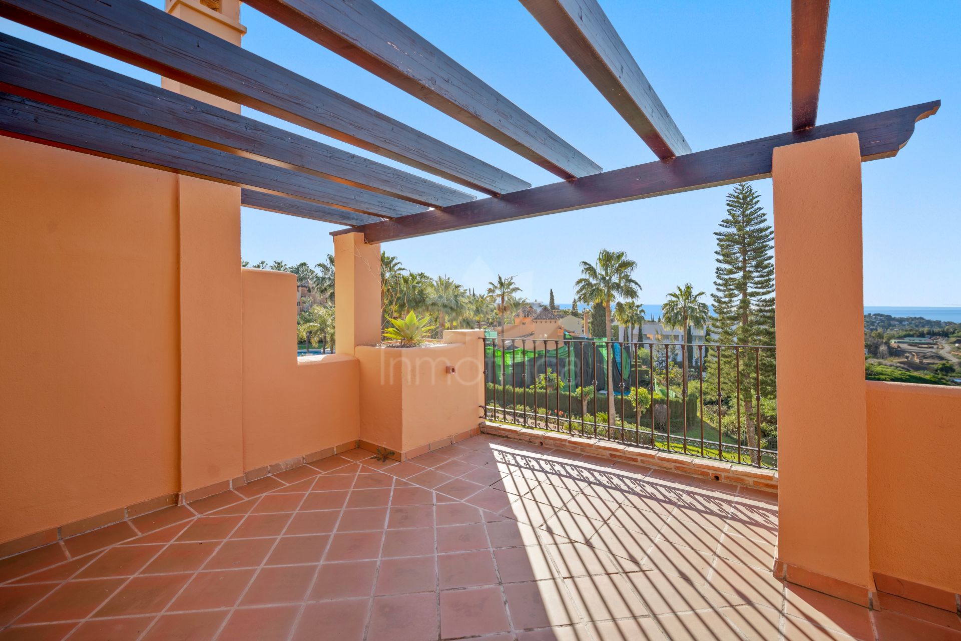 Town House in Paraíso Bellevue, Benahavis