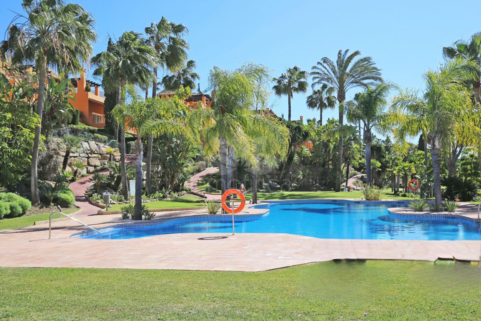 Town House in Paraíso Bellevue, Benahavis