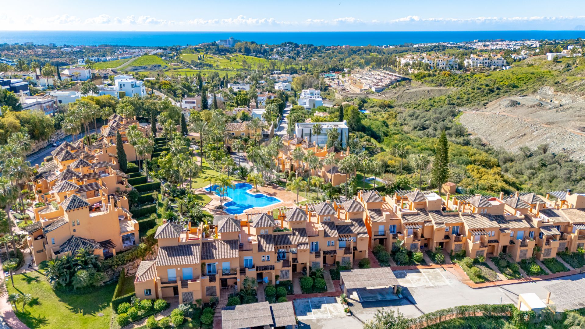 Town House in Paraíso Bellevue, Benahavis