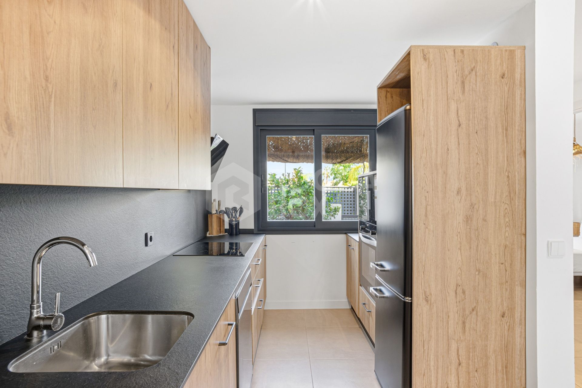 Elegant, three bedroom townhouse located in the gated community of Agra Residencial, Estepona