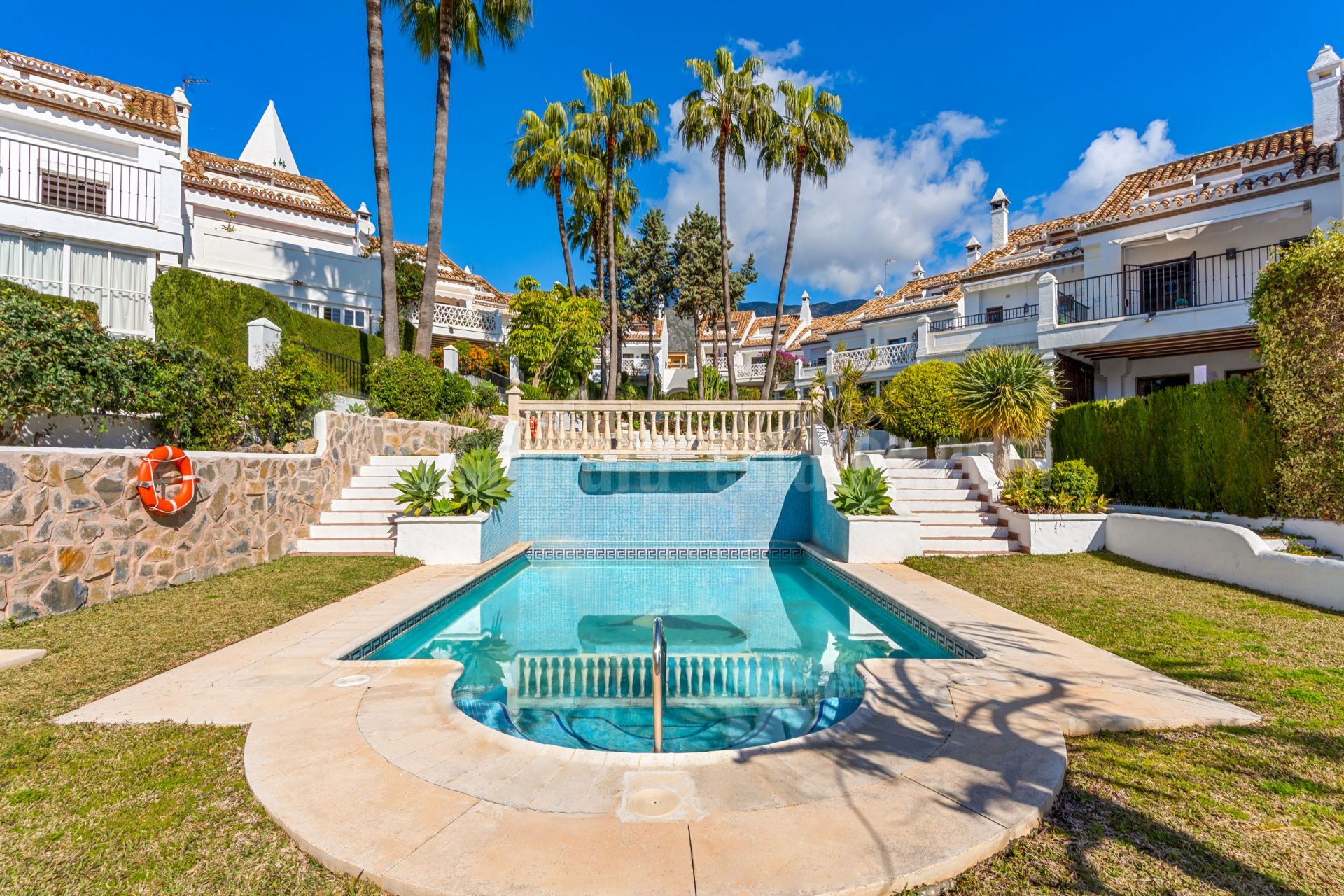 Town House in Montepiedra, Marbella