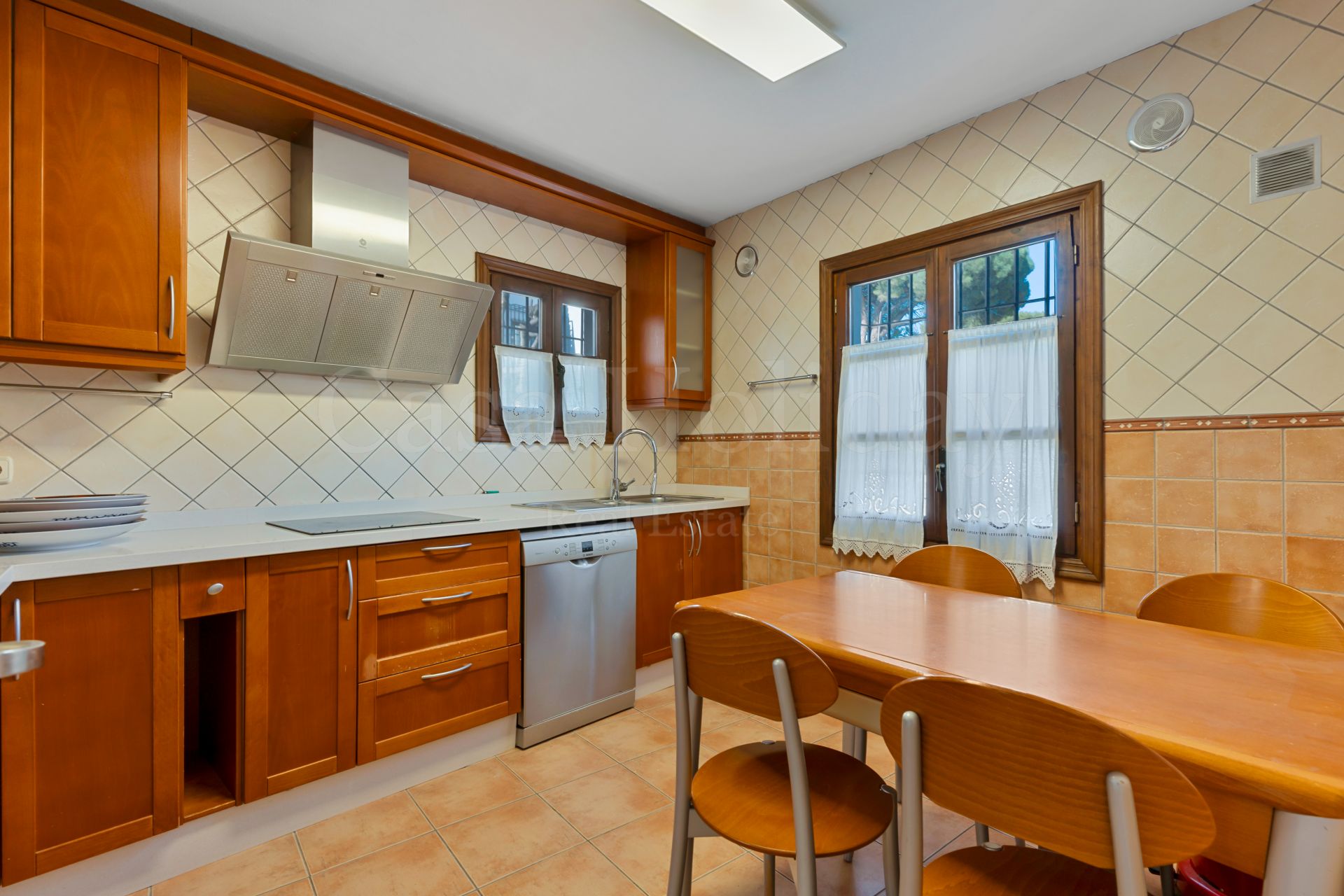 Town House in Montepiedra, Marbella