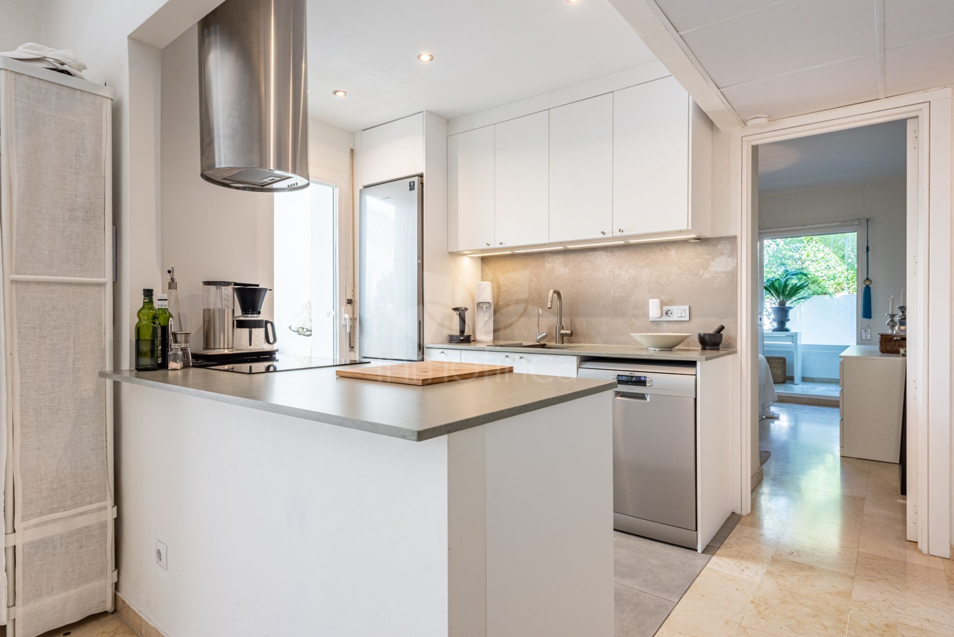 Apartamento Planta Baja en Rio Real, Marbella