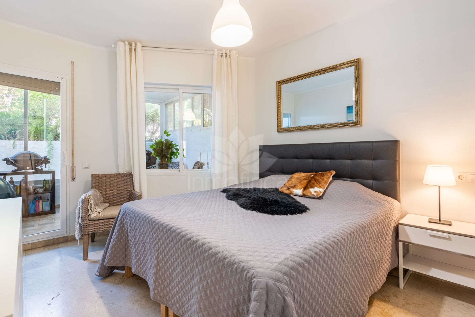 Apartamento Planta Baja en Rio Real, Marbella