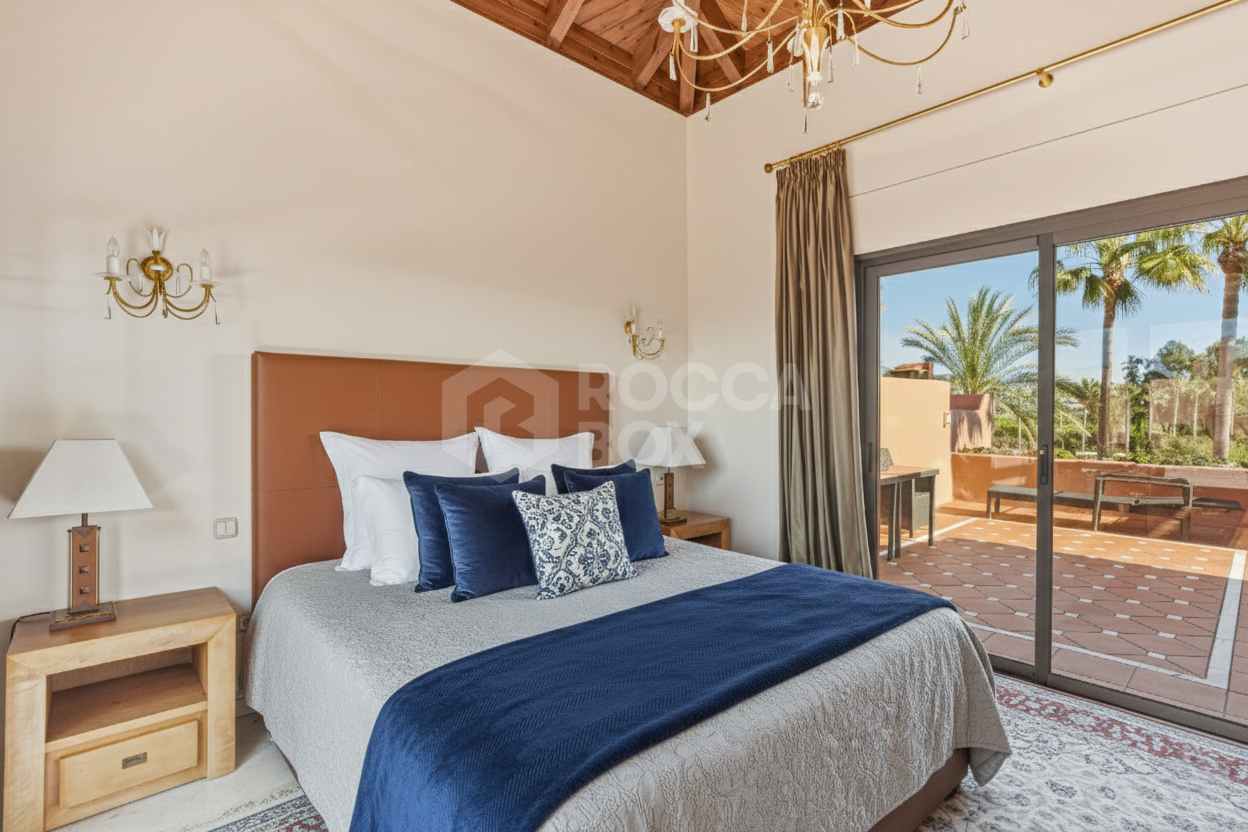 Fantastic south west facing three-bedroom duplex penthouse located in the prestigious gated beachfront community of Menara Beach, Estepona