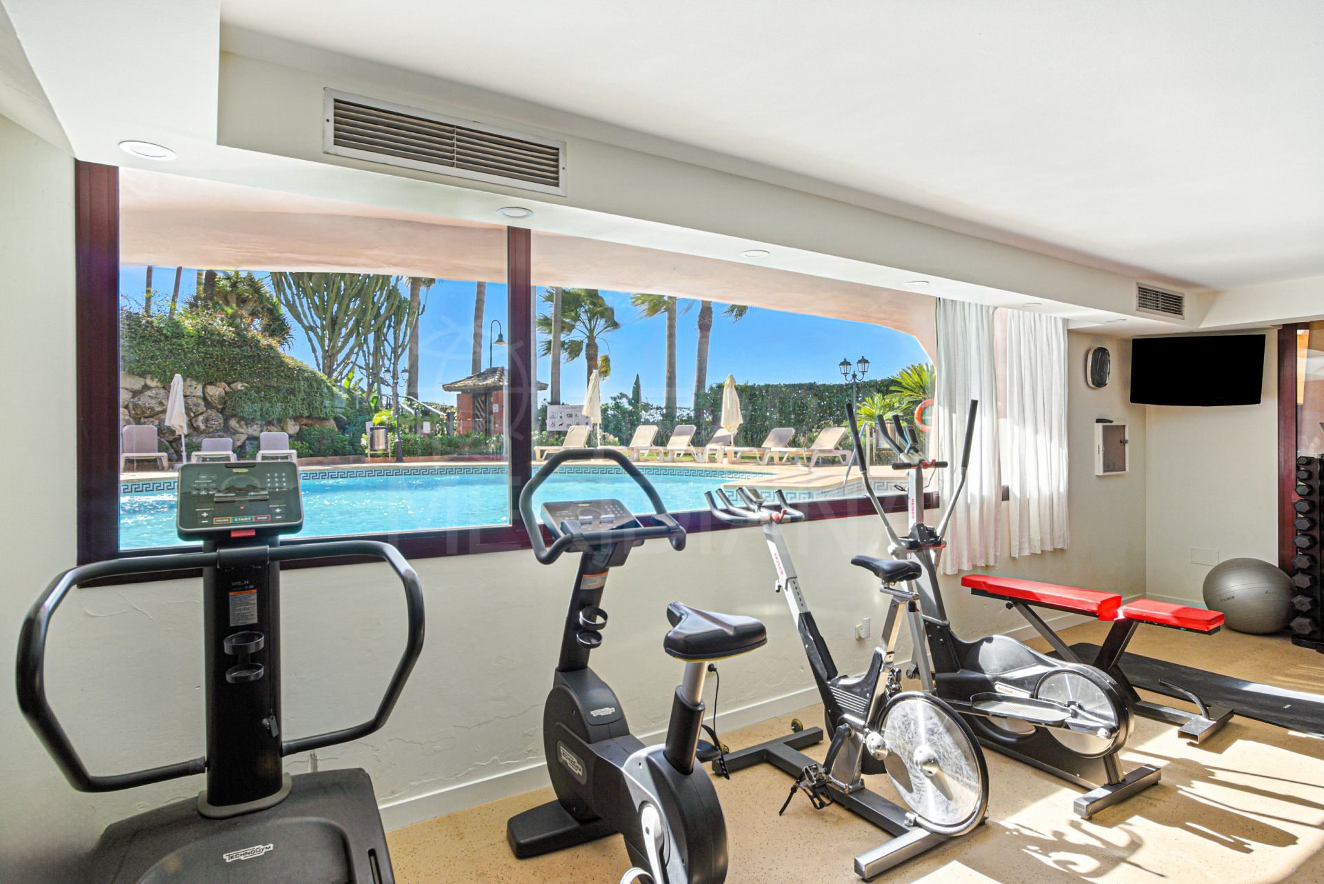 Duplex Penthouse in Menara Beach, Estepona