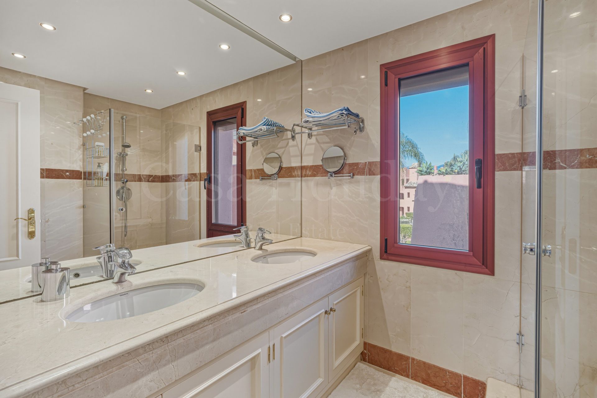 Duplex Penthouse in Menara Beach, Estepona